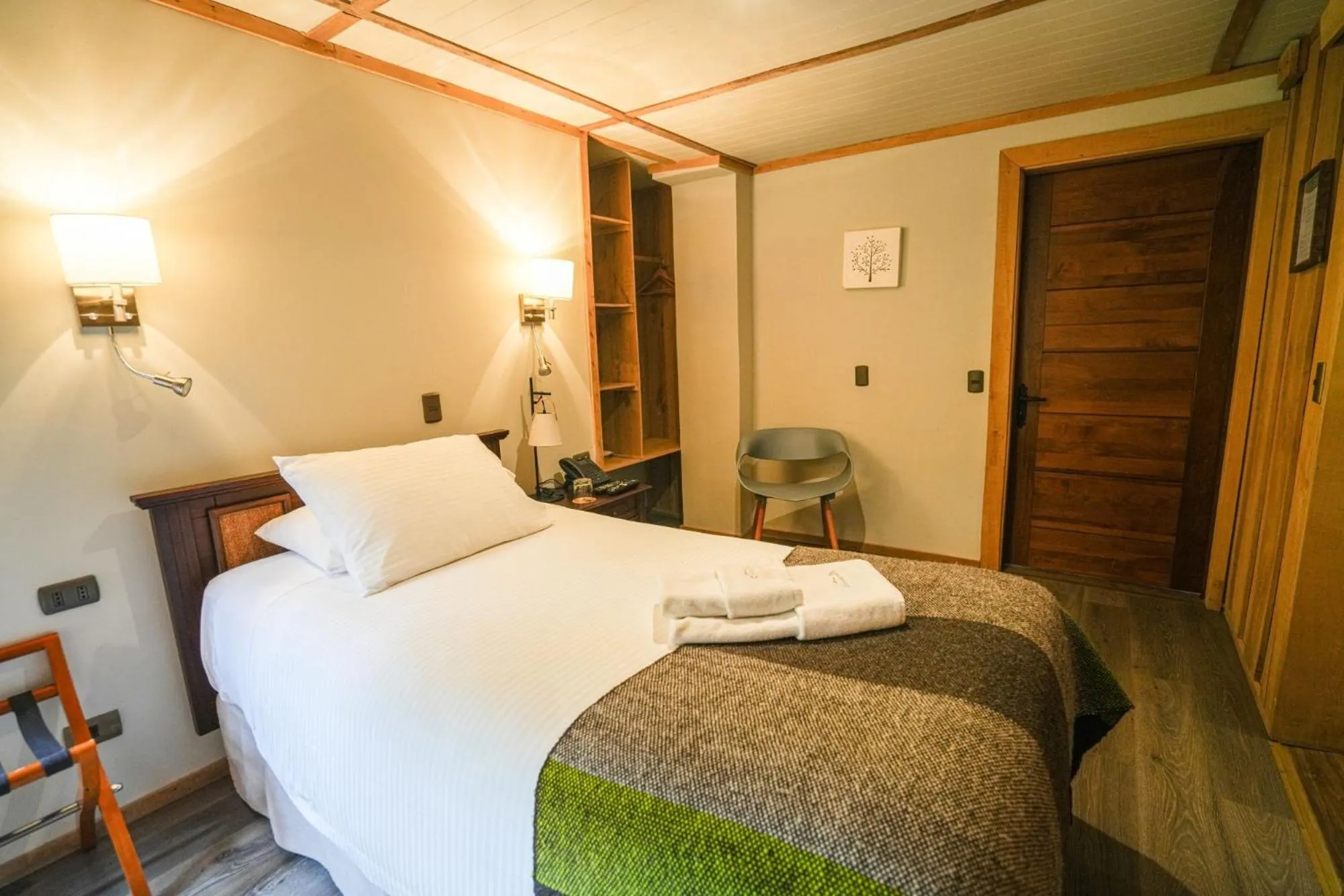 Bedroom, Bed in Alto Melimoyu Hotel & Patagonia