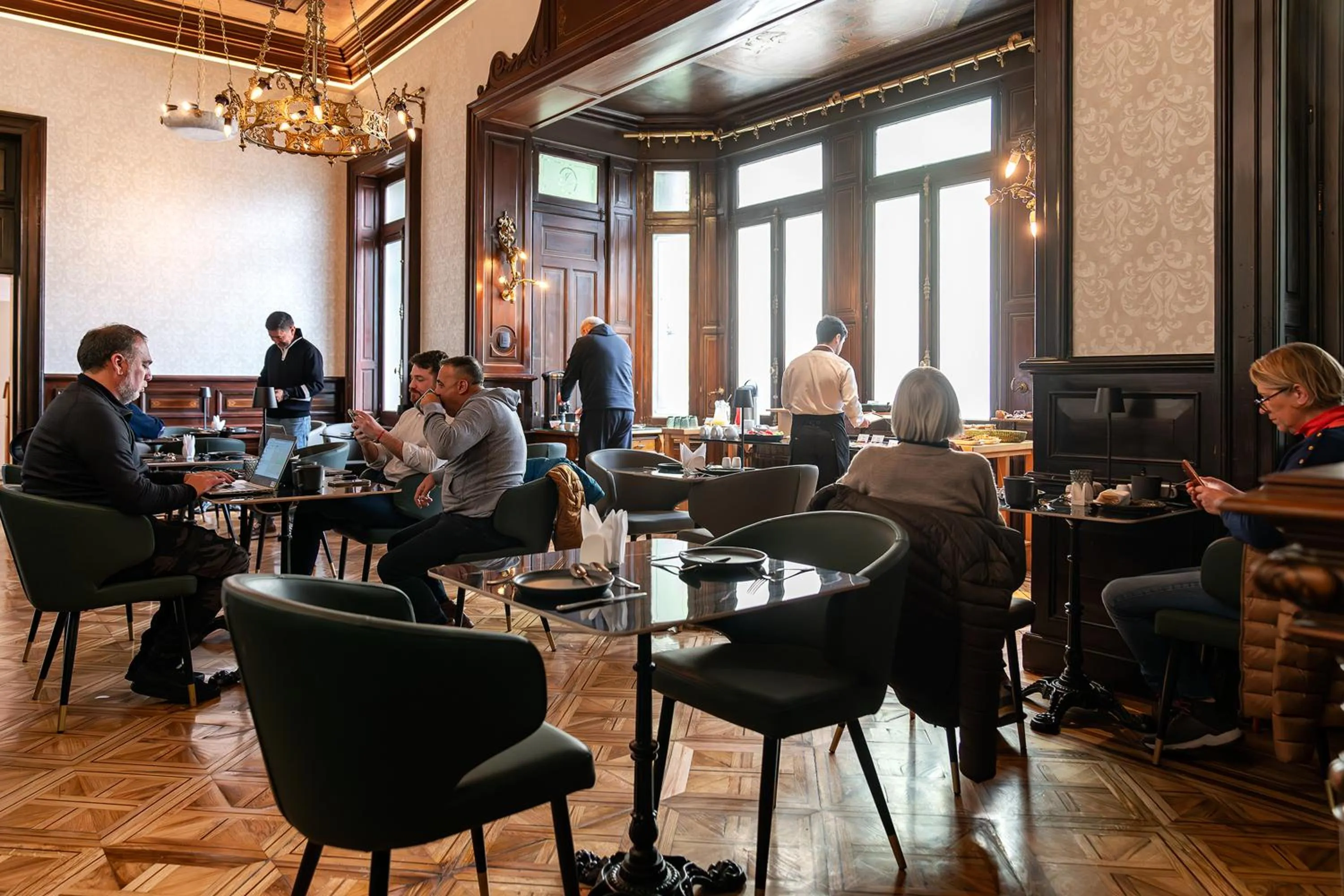 Restaurant/places to eat in Hotel José Nogueira