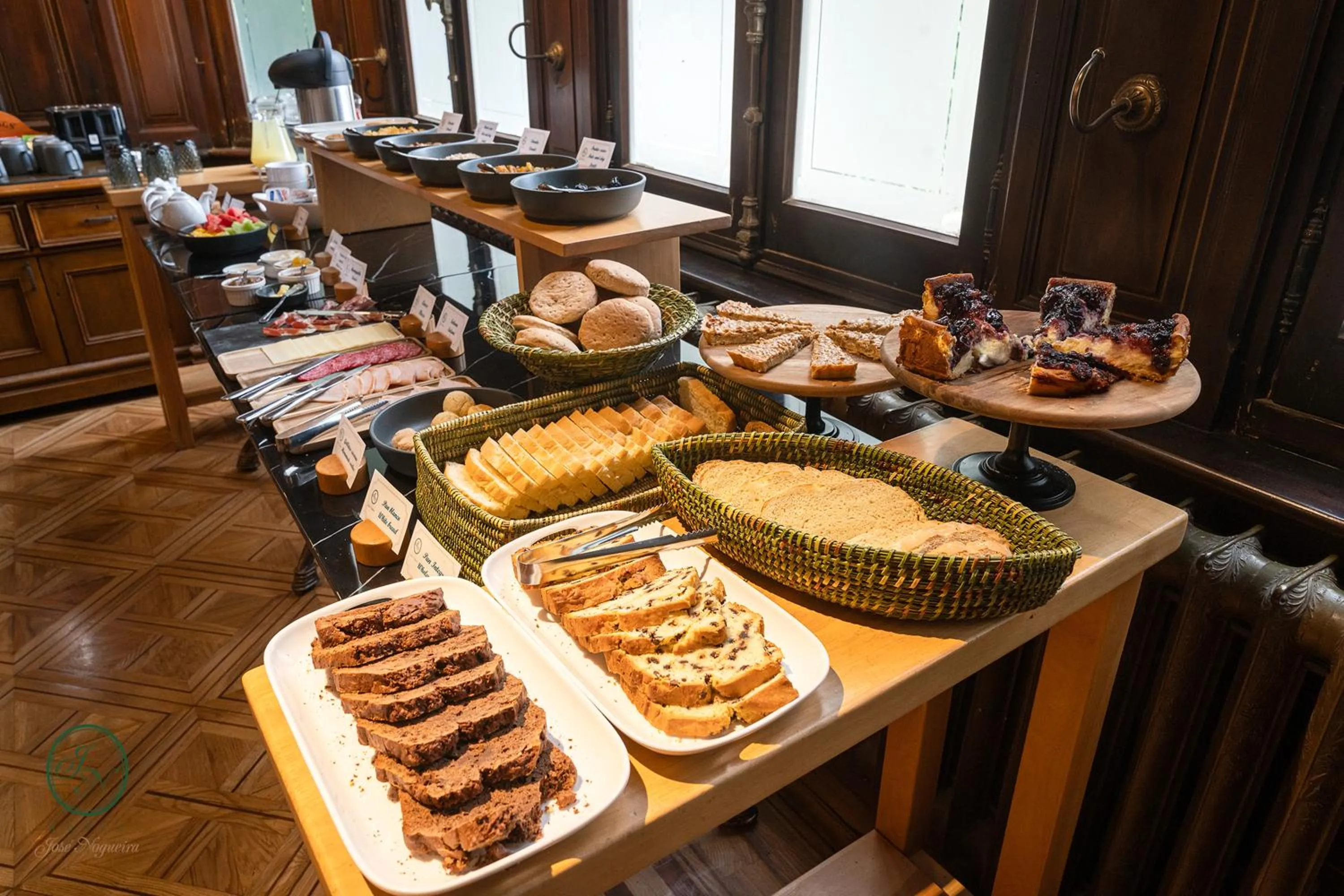 Buffet breakfast in Hotel José Nogueira