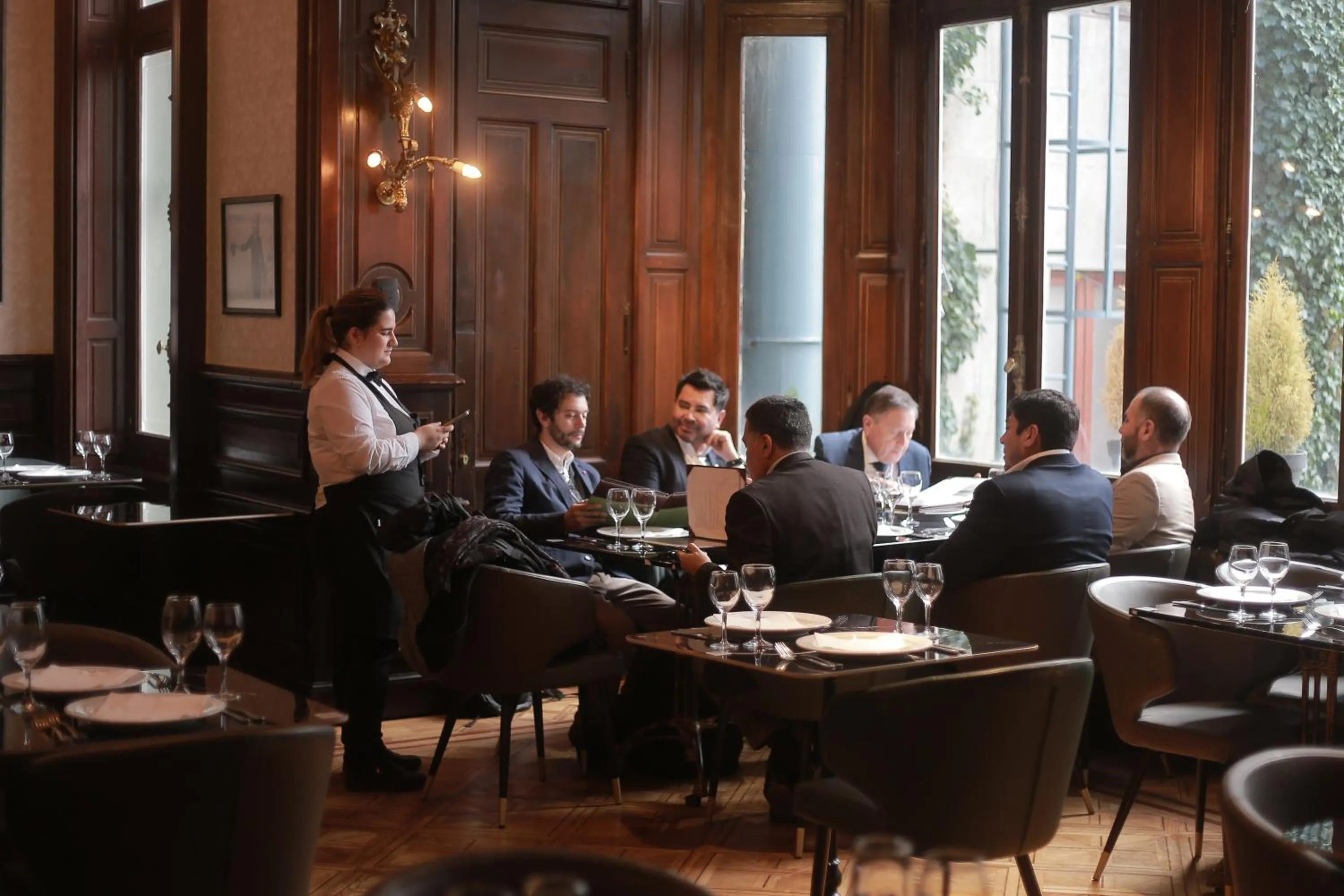 Restaurant/places to eat in Hotel José Nogueira