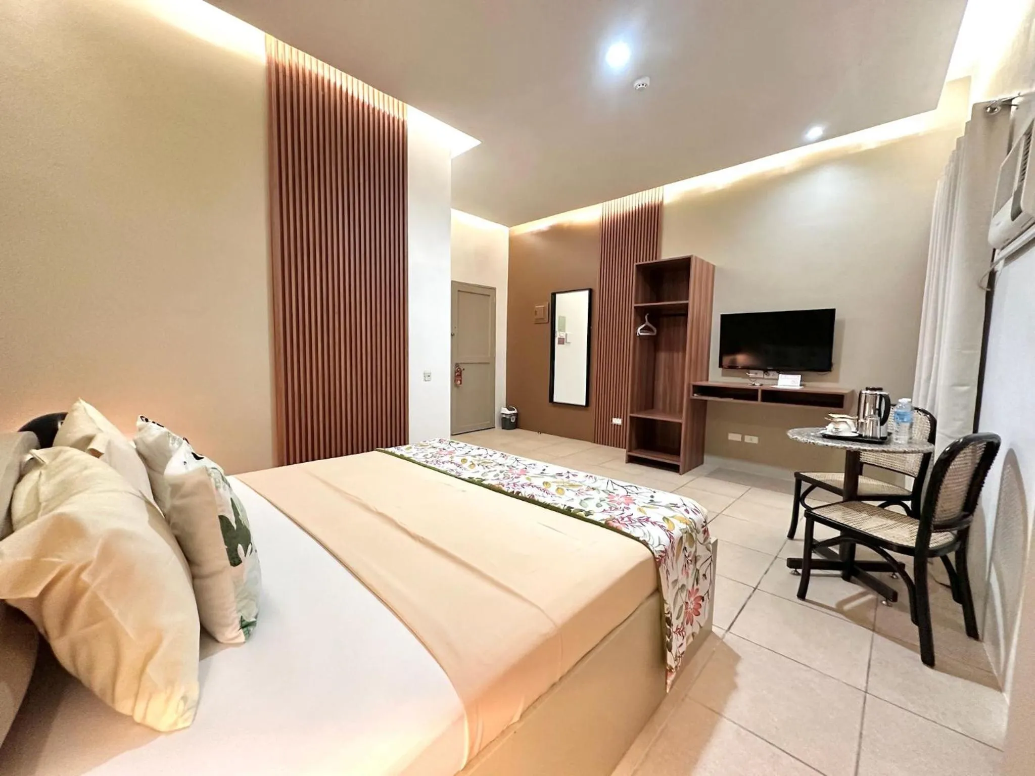 Bedroom, Bed in Hotel Nicanor