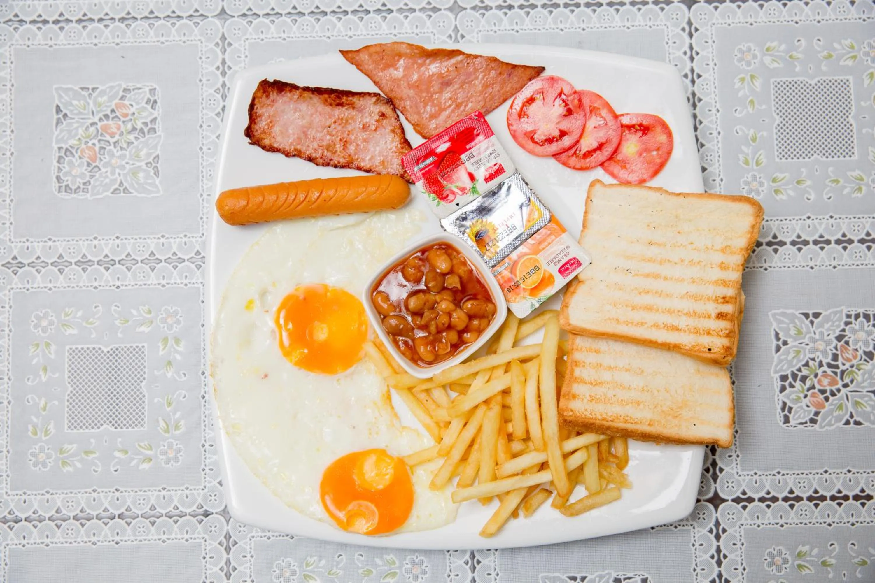 Restaurant/places to eat in Magnific Patong