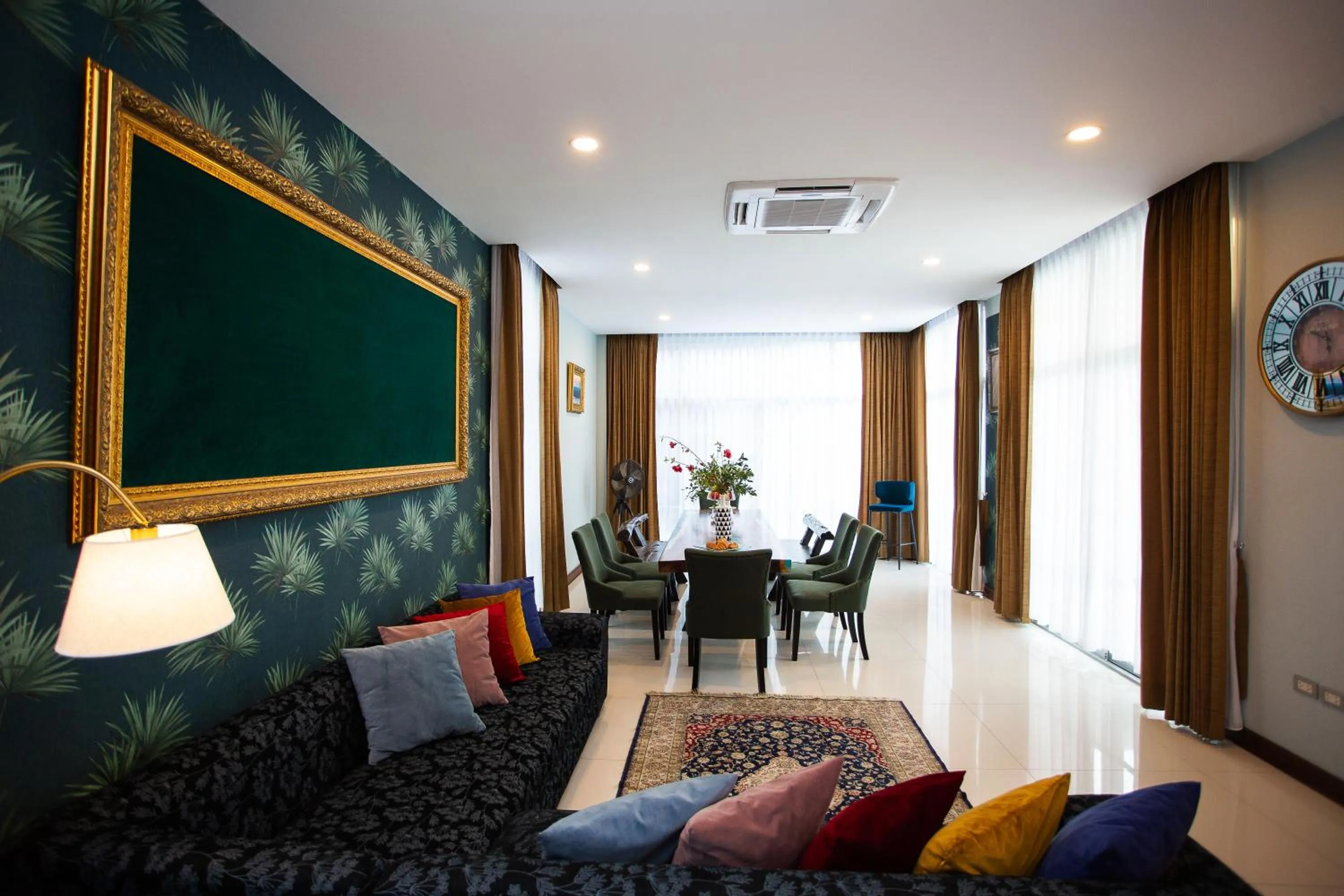 Living room in Nagawari Art Maldives BBQ Pattaya Villa