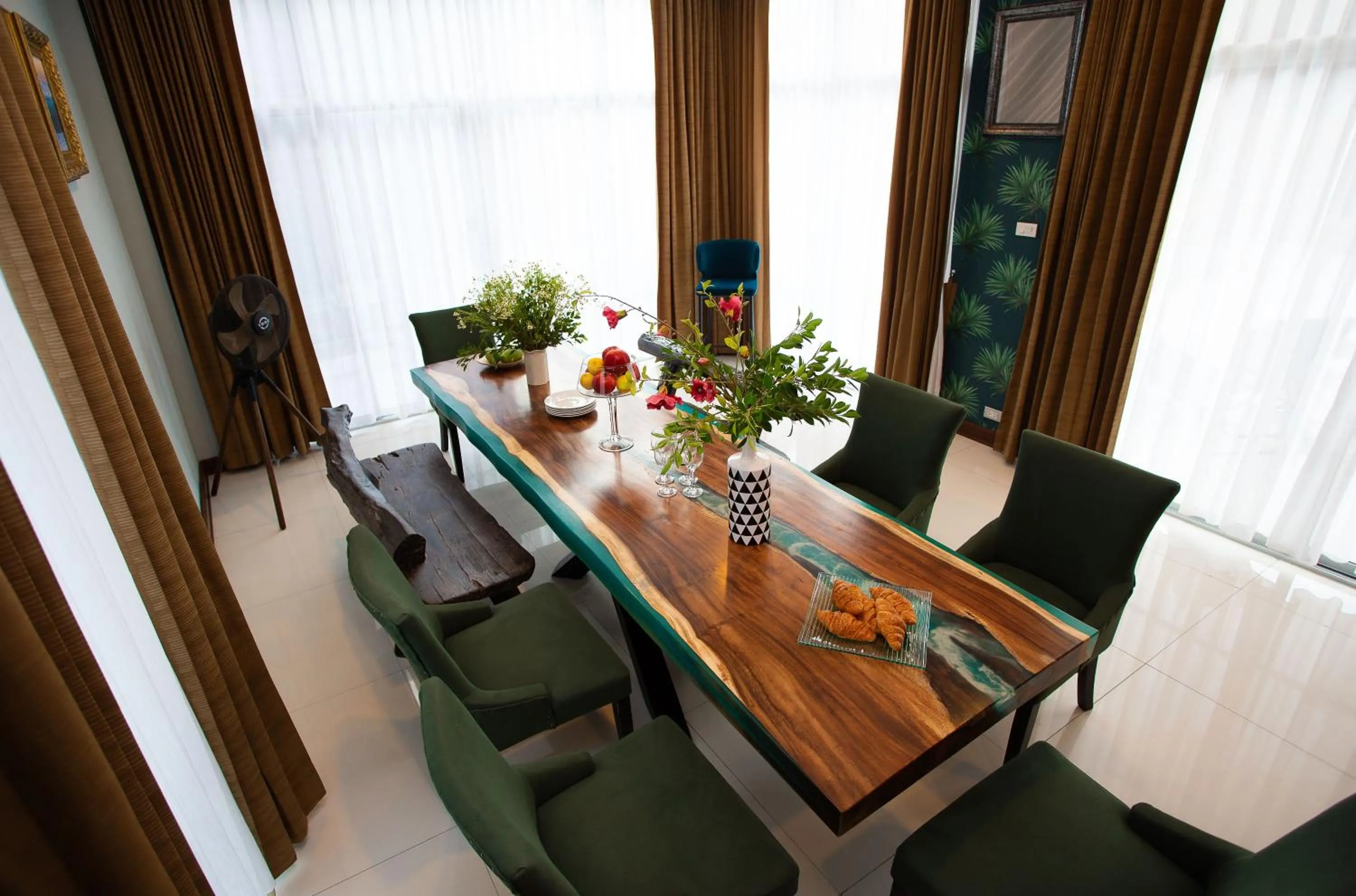 Living room in Nagawari Art Maldives BBQ Pattaya Villa