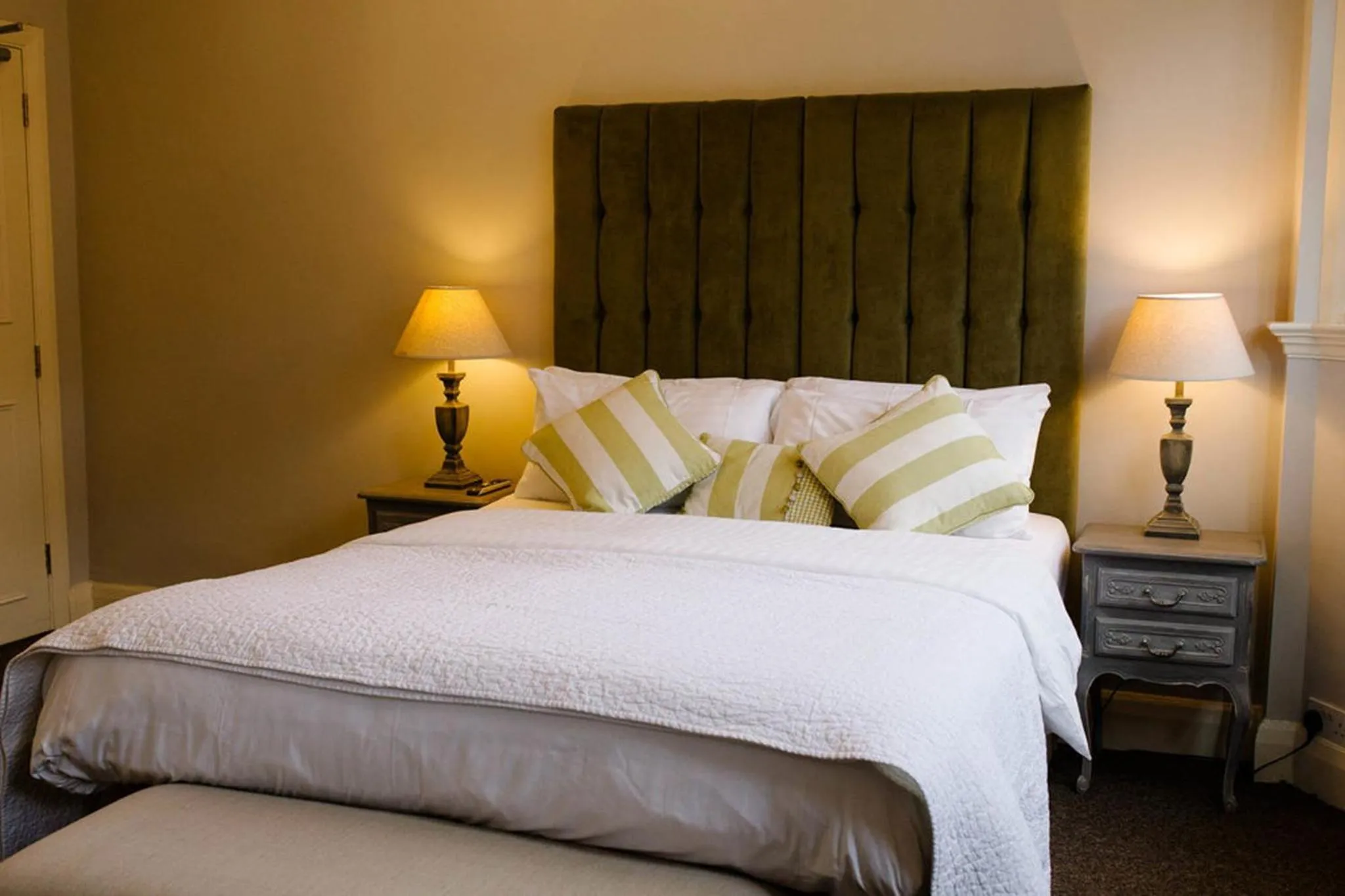 Bedroom, Bed in Prince of Wales - Townhouse