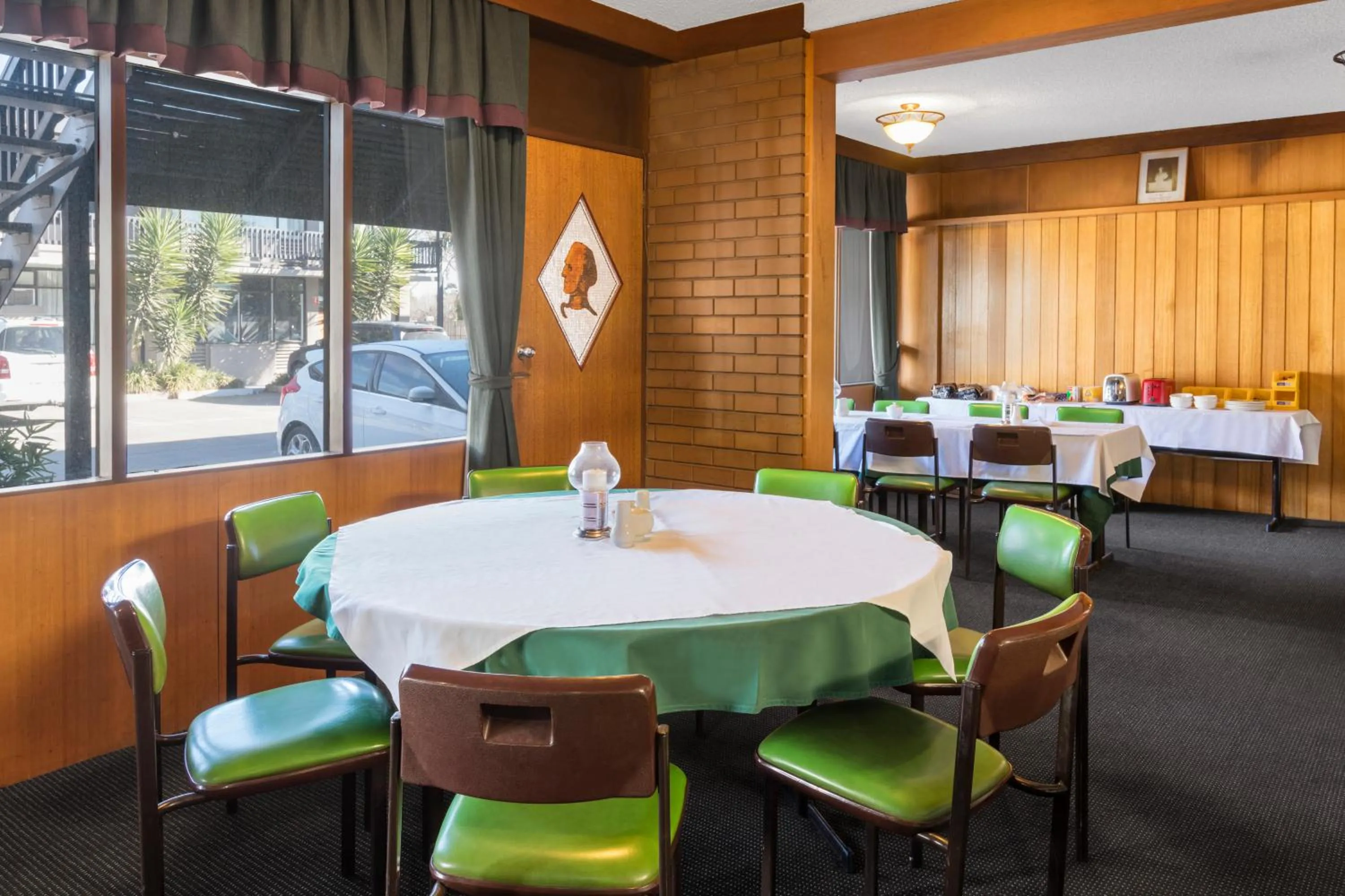 Breakfast in Best Western Governor Gipps Motor Inn