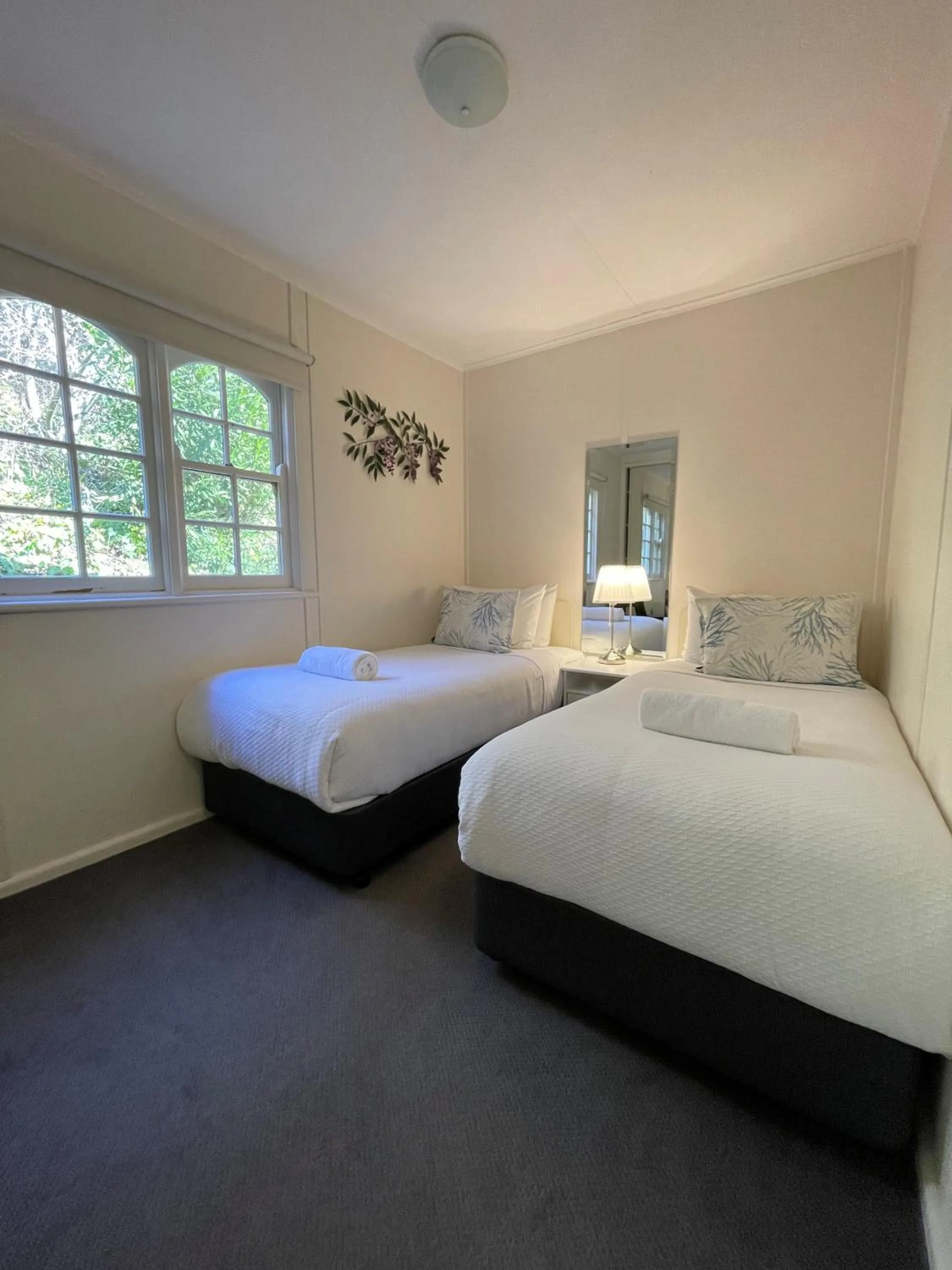 Bed in Chestnut Tree Holiday Units