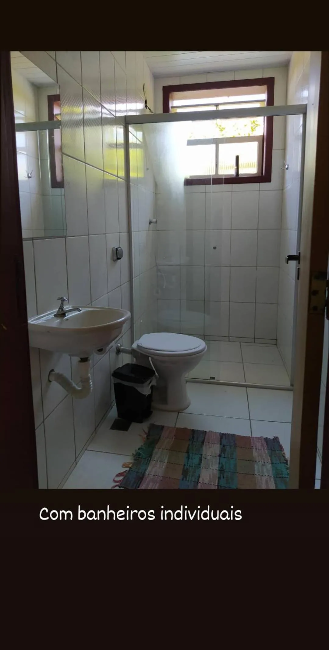 Bathroom in Trilhas de Minas Hostel Camping