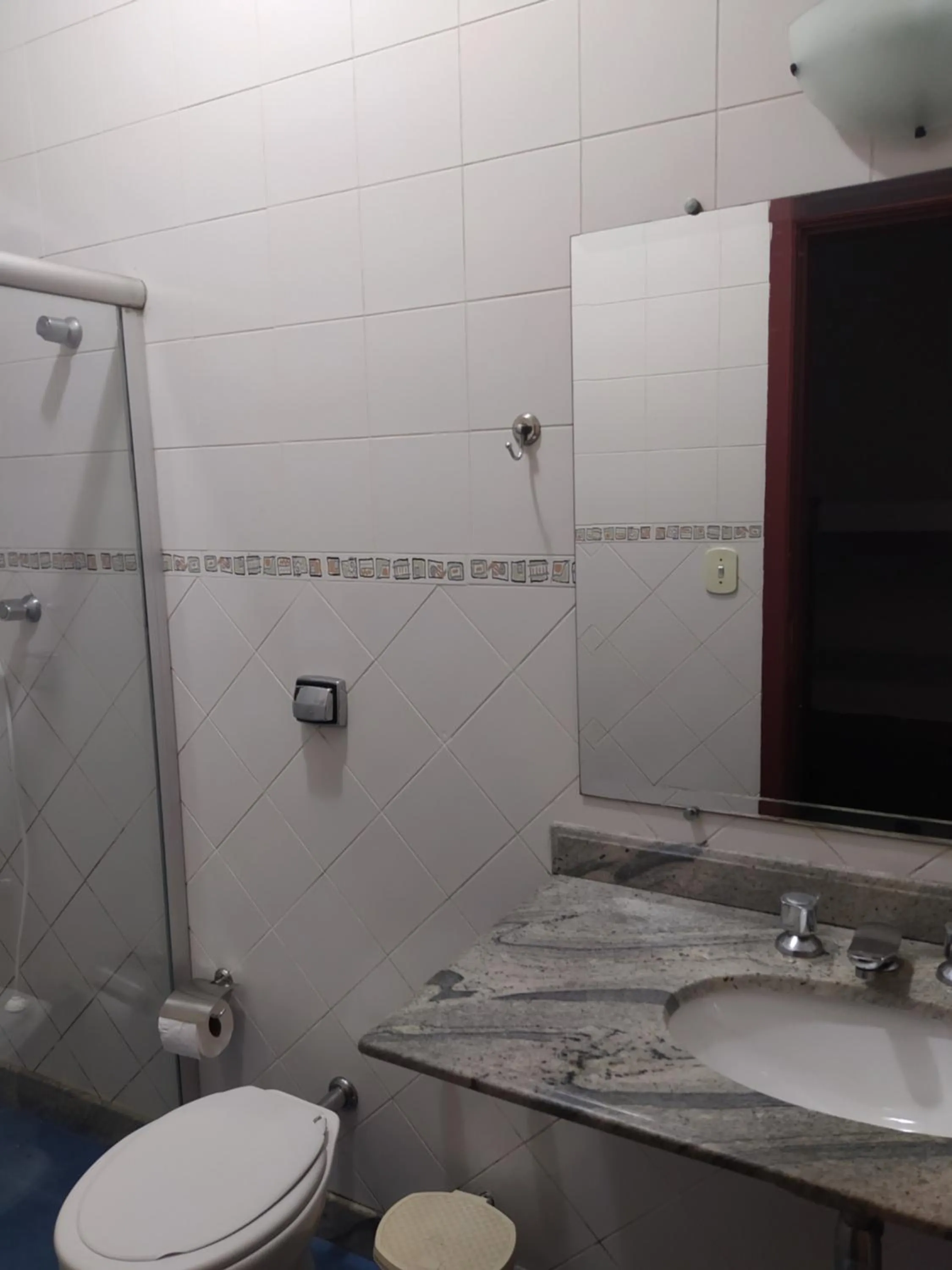 Bathroom in Trilhas de Minas Hostel Camping