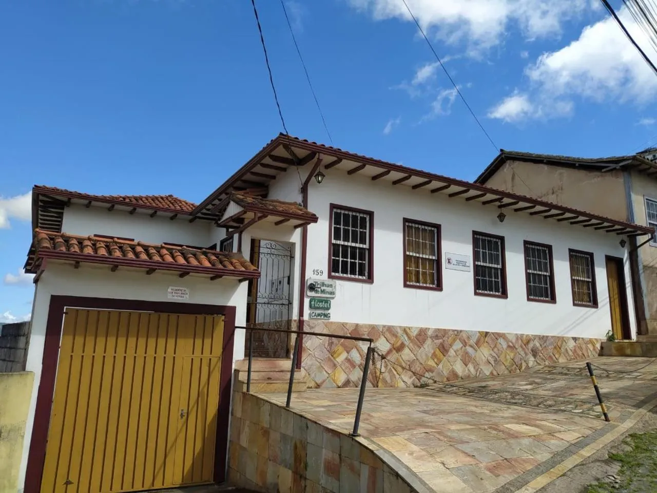 Facade/entrance in Trilhas de Minas Hostel Camping