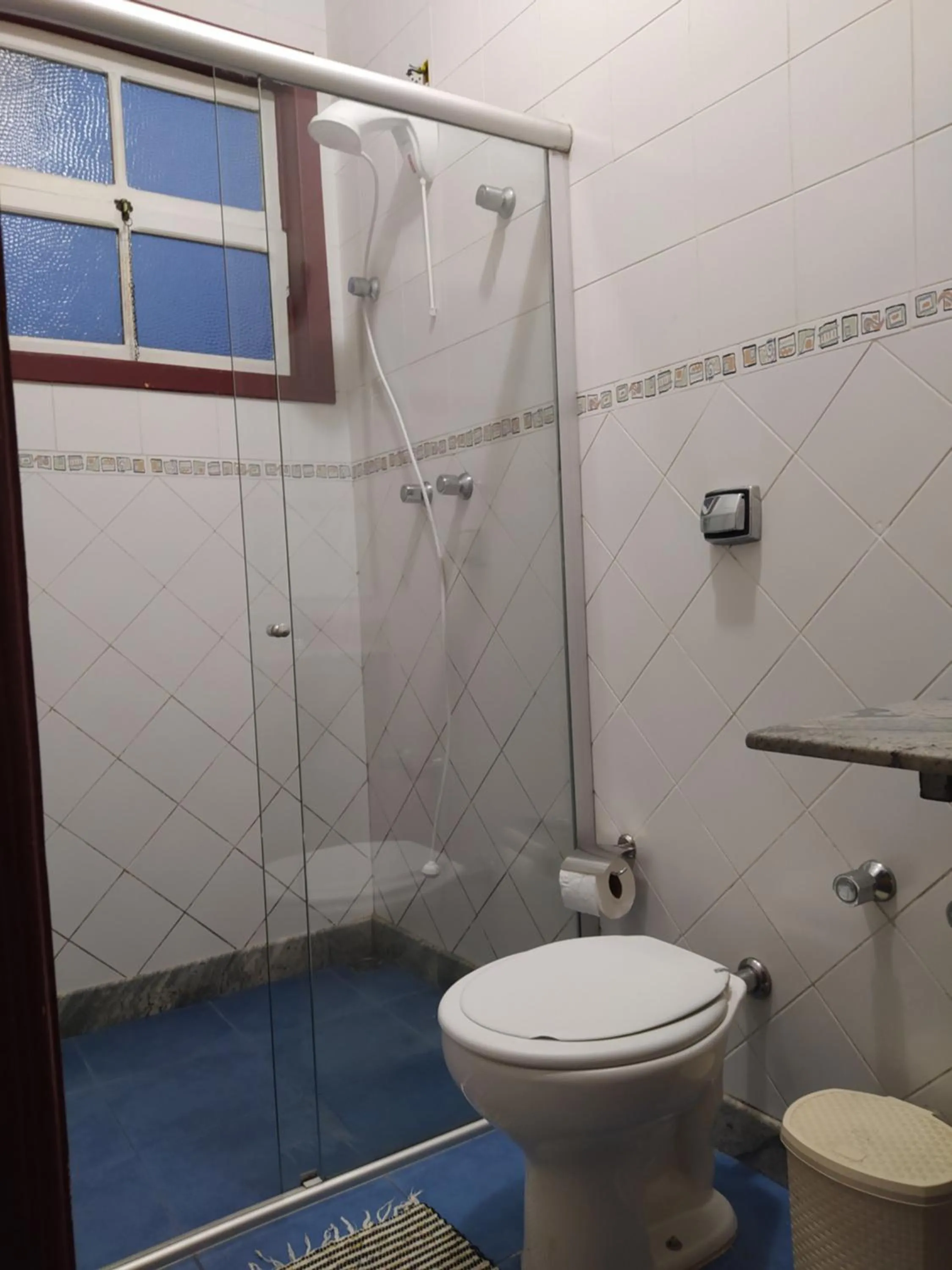 Bathroom in Trilhas de Minas Hostel Camping