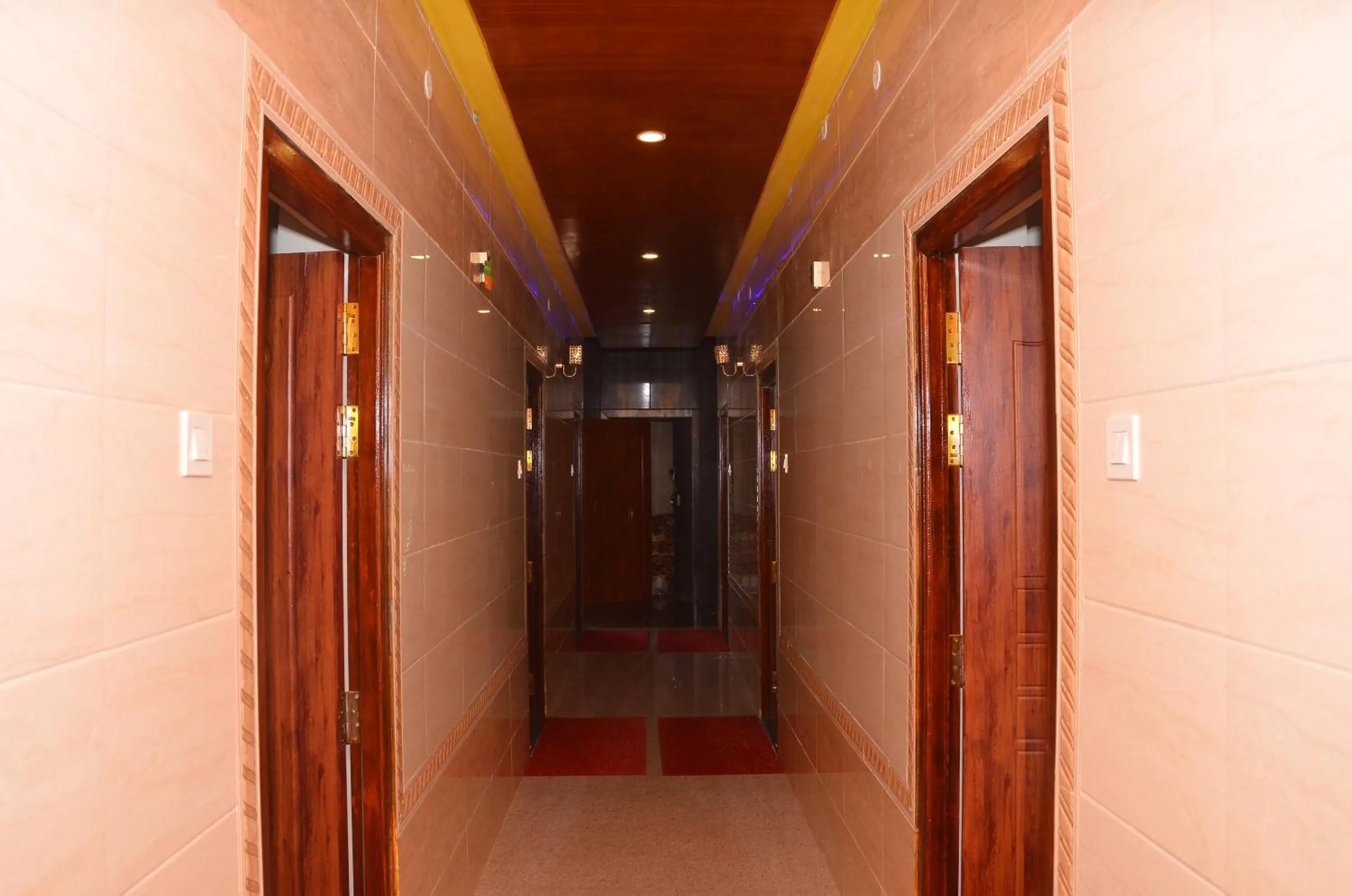 HOTEL PANCHAVARNAA