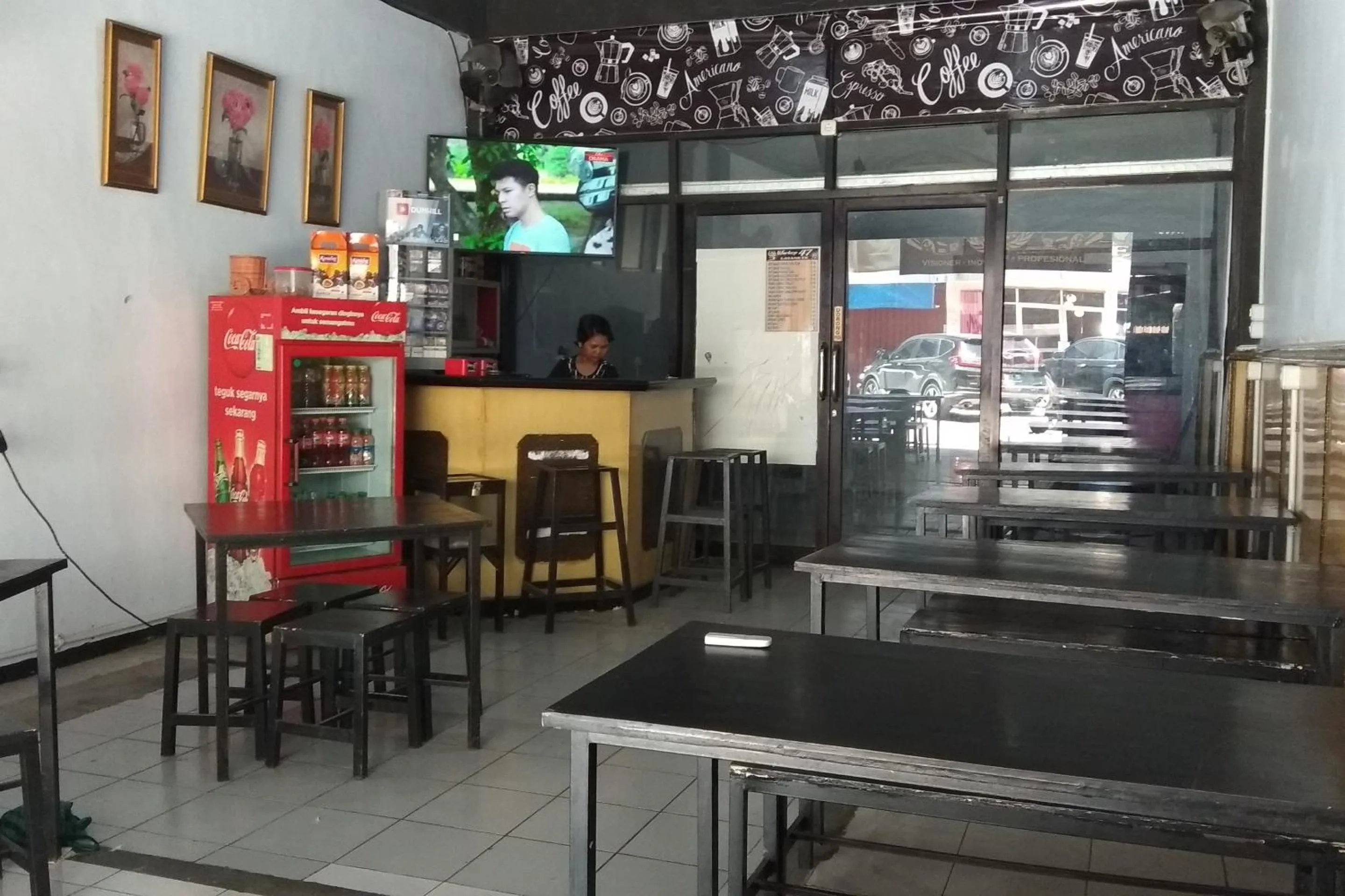 Lobby or reception in Hotel O Homestay 47 Latanete Near Living Plaza