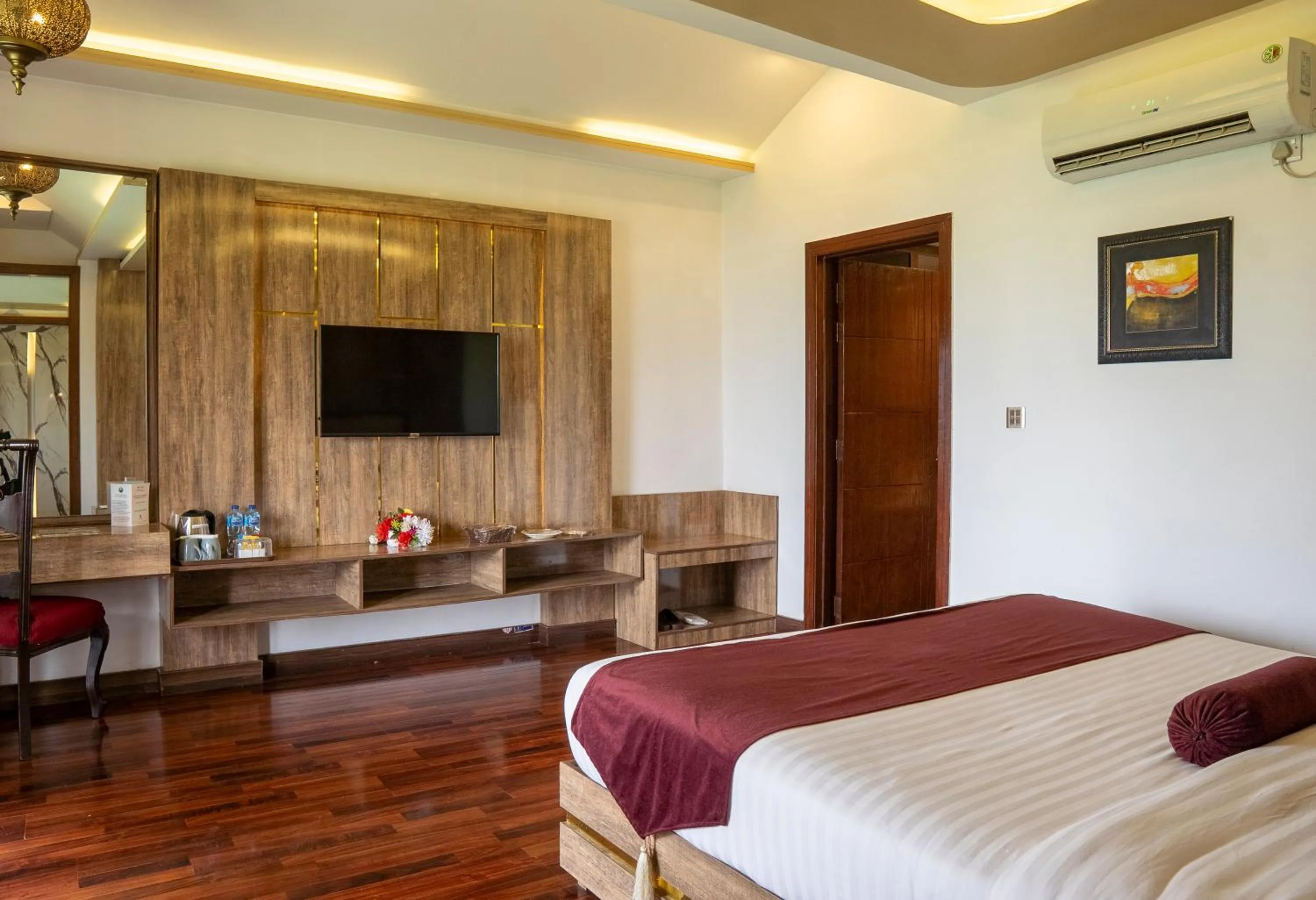 Bed in Legend Hotel Islamabad