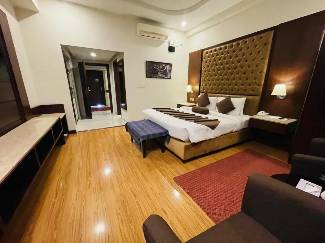 Deluxe King Room - single occupancy in Legend Hotel Islamabad Deluxe King Room - single occupancy in Legend Hotel Islamabad
