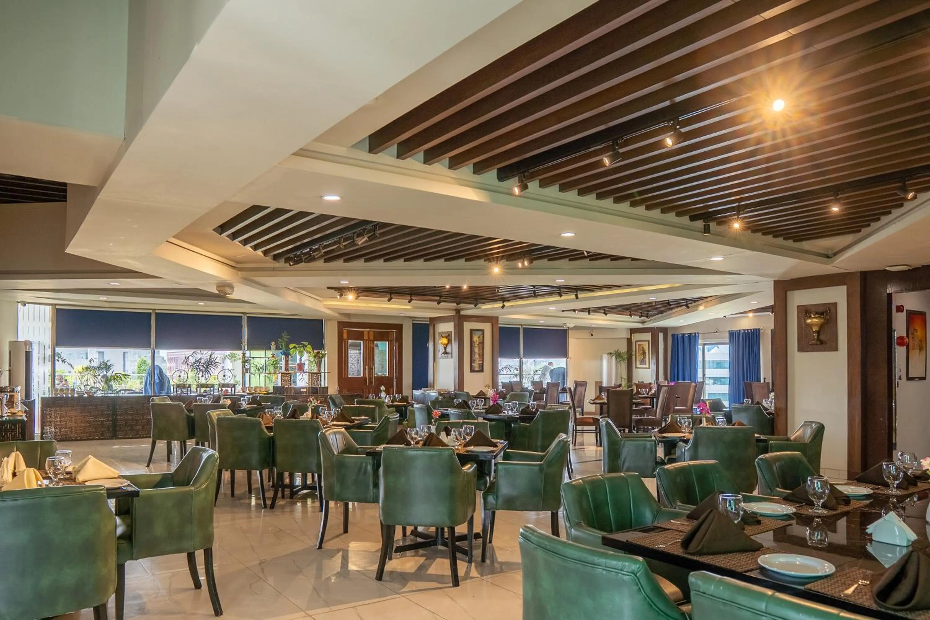 Restaurant/places to eat in Legend Hotel Islamabad