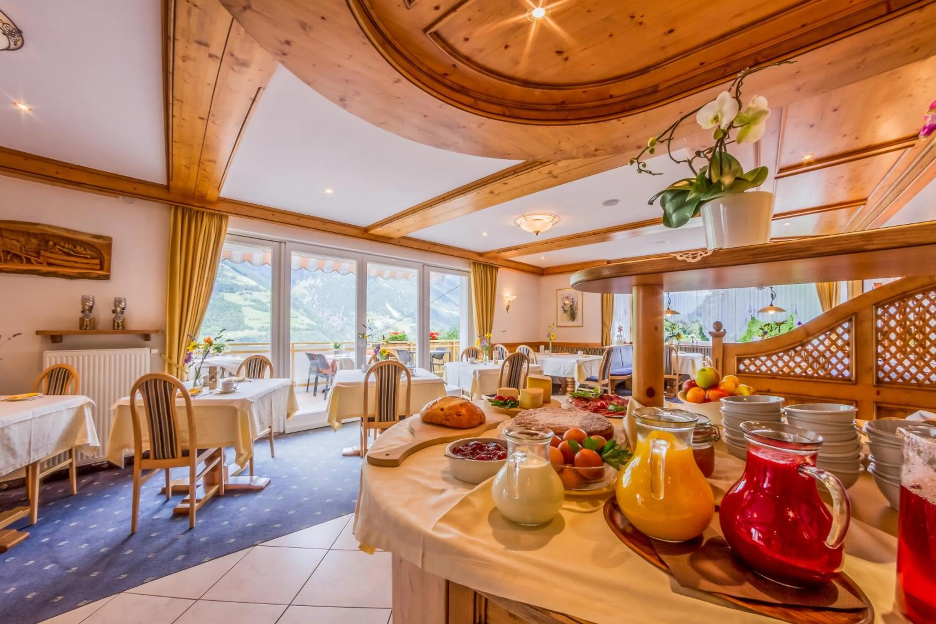 Food and drinks in Appartements Verdinserhöhe