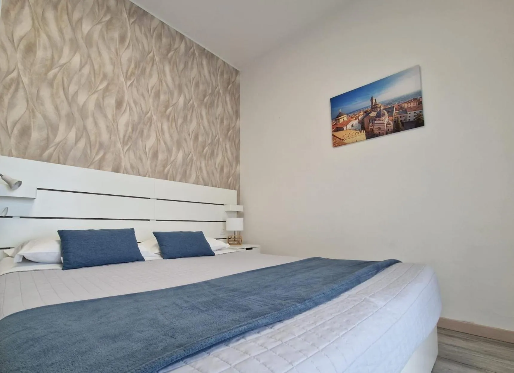 Bedroom, Bed in BGY Airport House Grassobbio