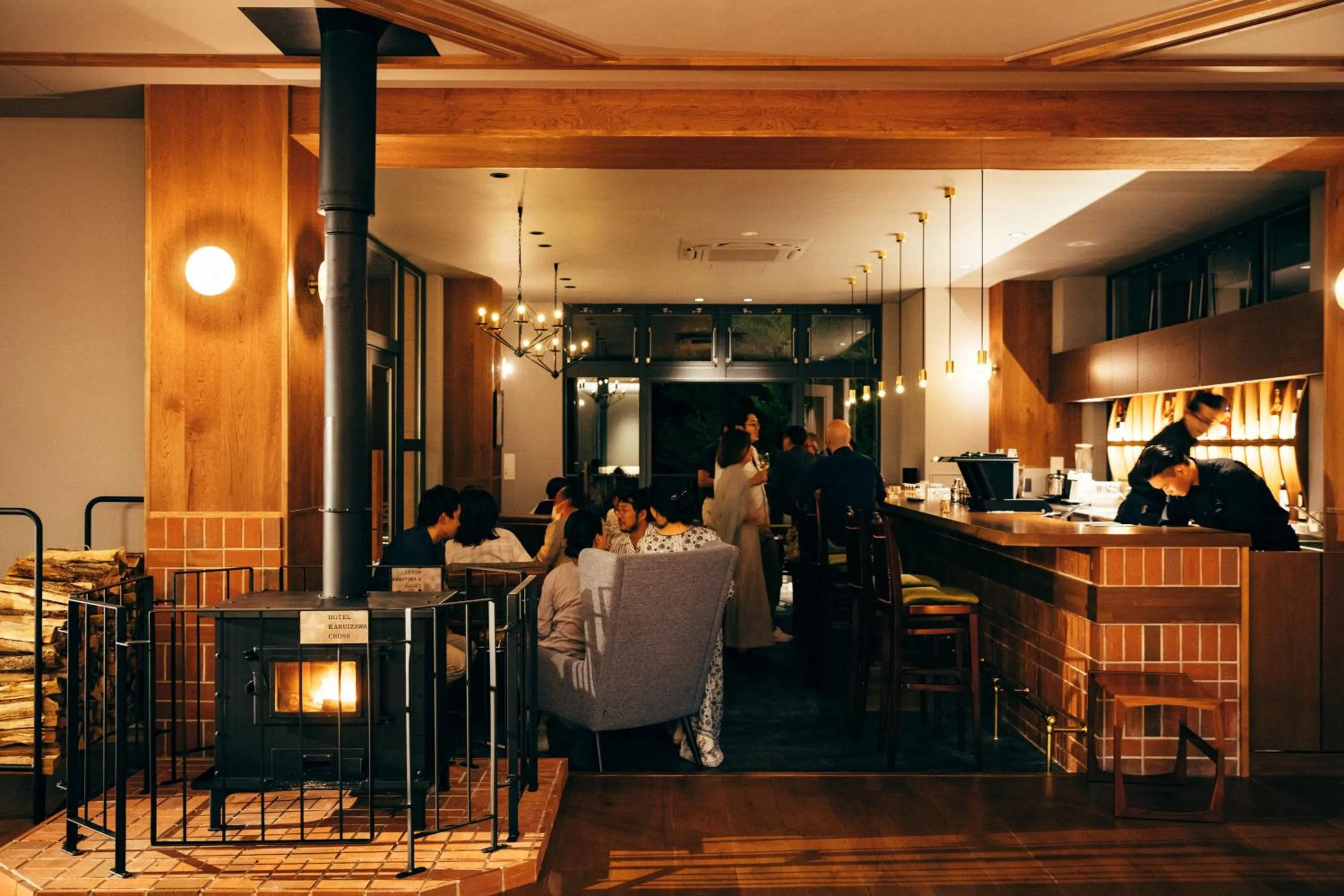 Lounge or bar in HOTEL KARUIZAWA CROSS