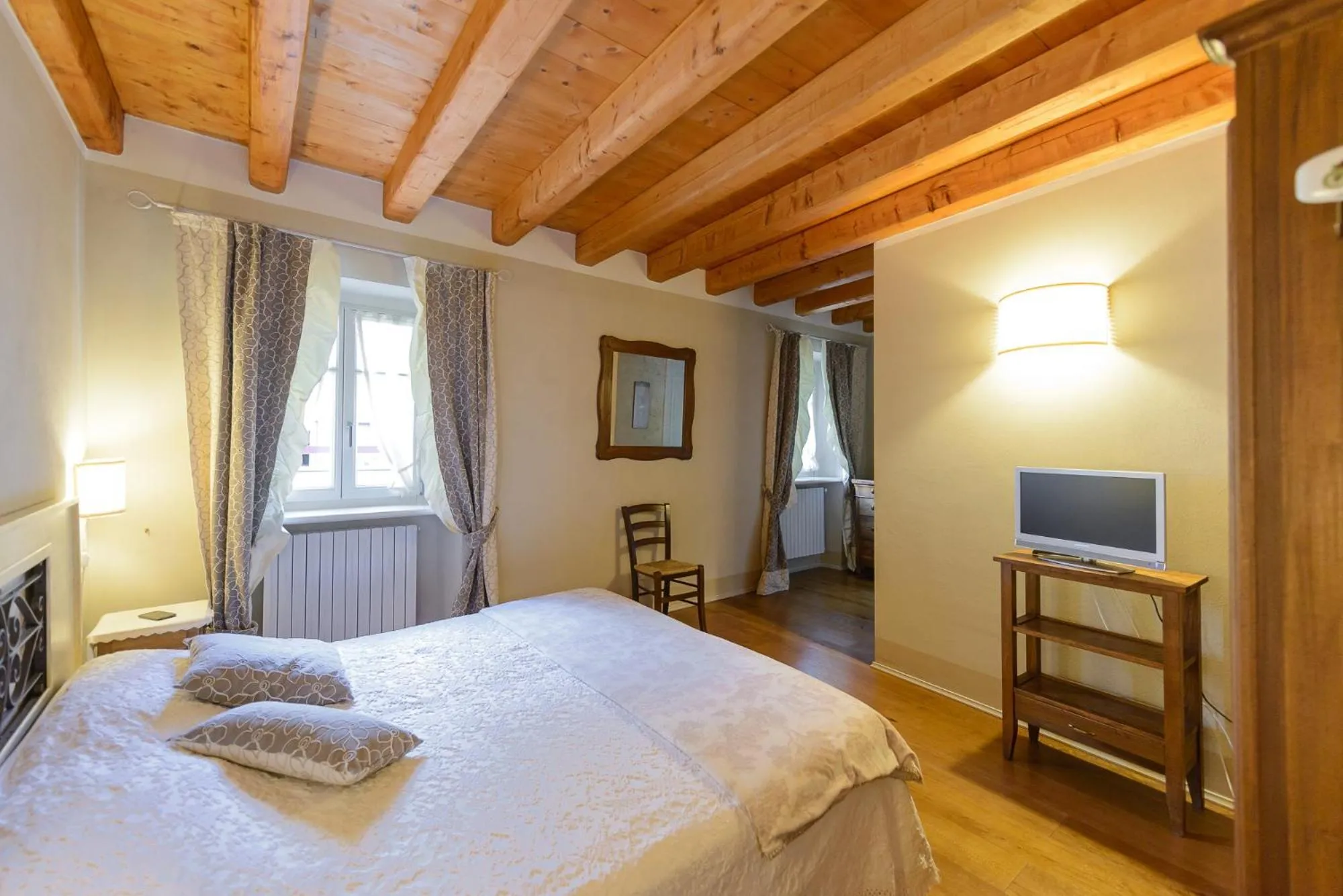 Day, Bed in B&B Corte Jago