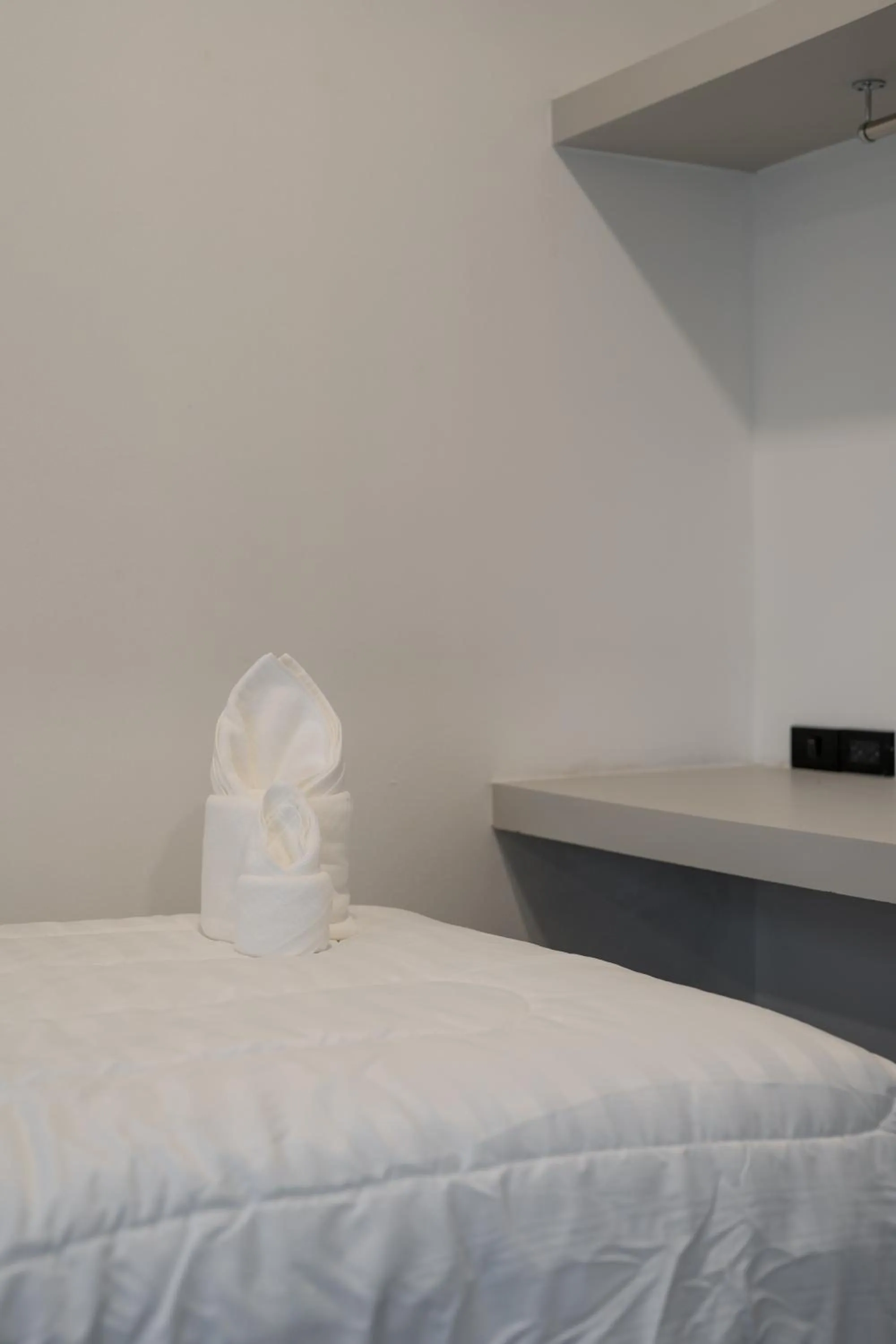 Bed in Pine Bungalow Krabi