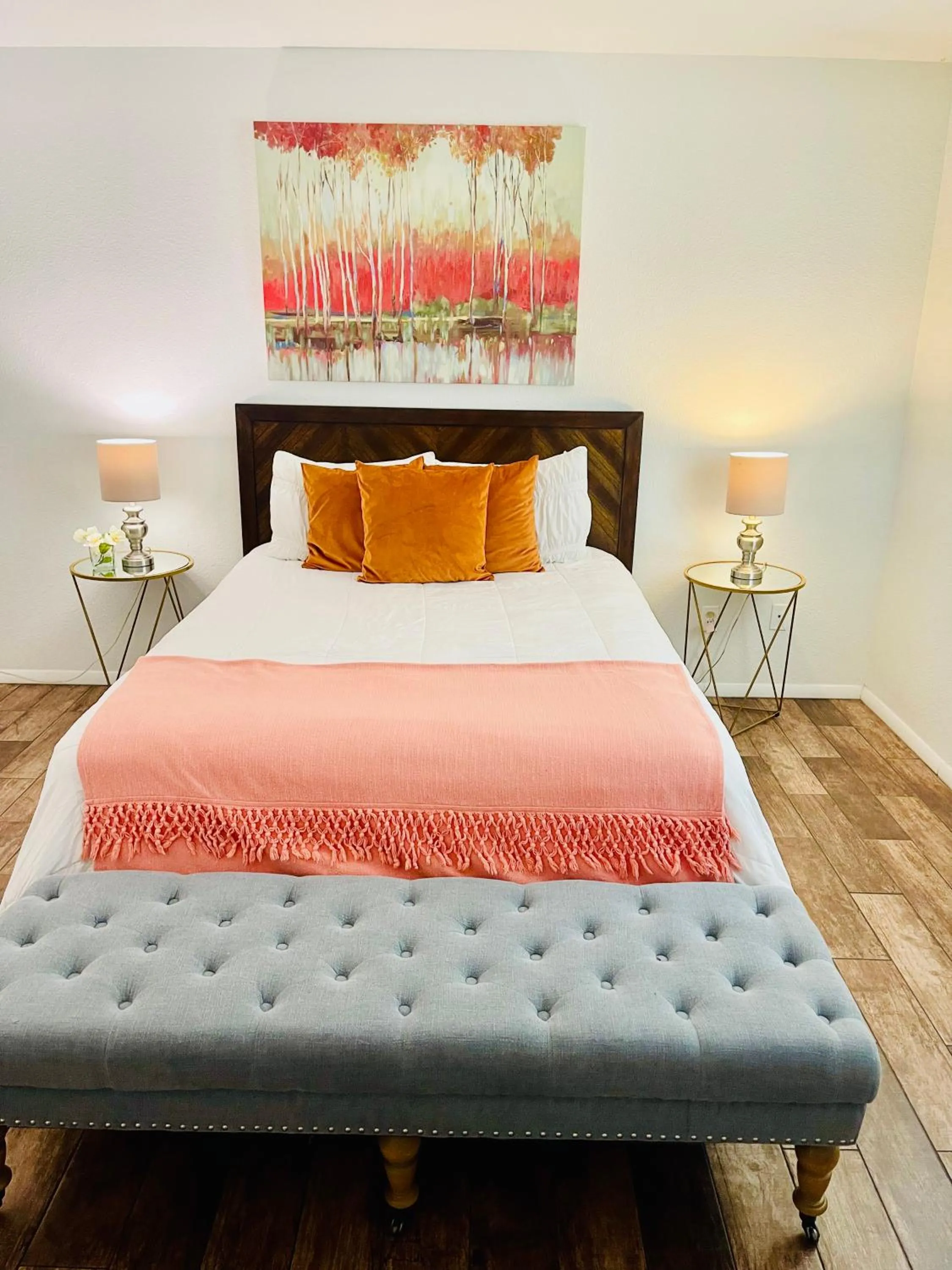 Bed in Tempe Escape with Heated Pool, Billiards & Firepit Fun