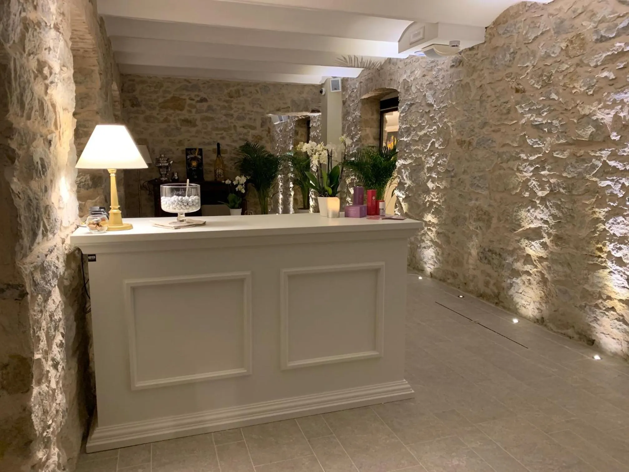 Spa and wellness centre/facilities in Spa & Wellness by Des Anglais " Accesso SPA compreso"