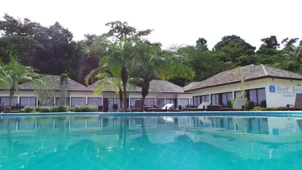 Swimming pool in The Reef Resort