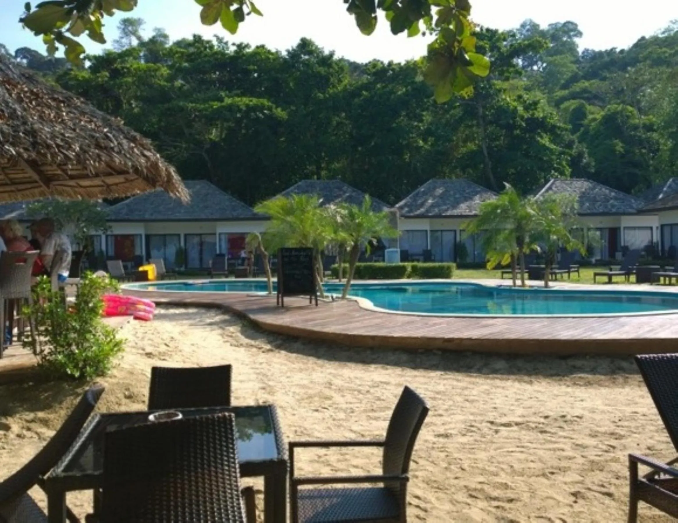 Restaurant/places to eat in The Reef Resort