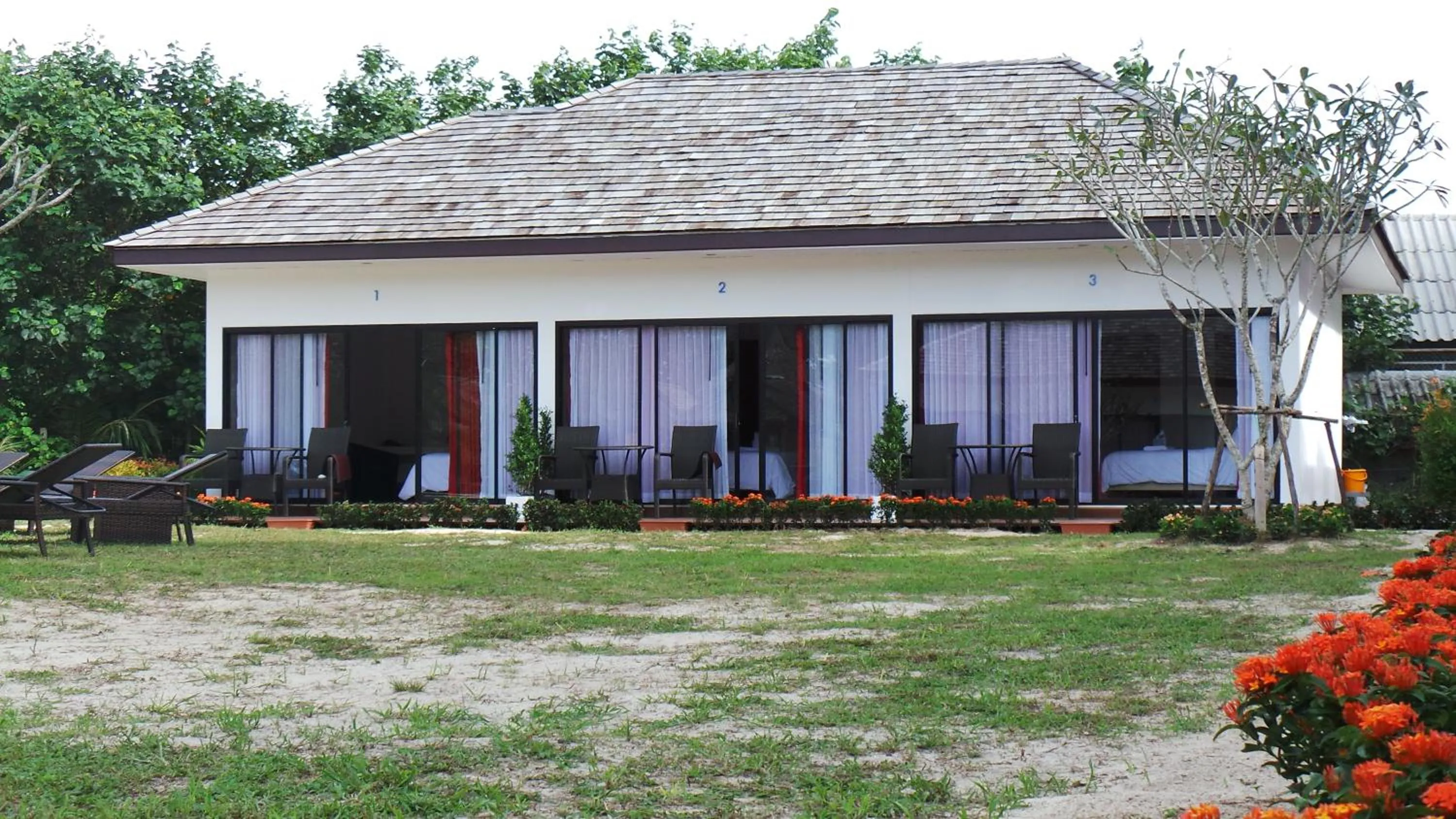 Facade/entrance in The Reef Resort