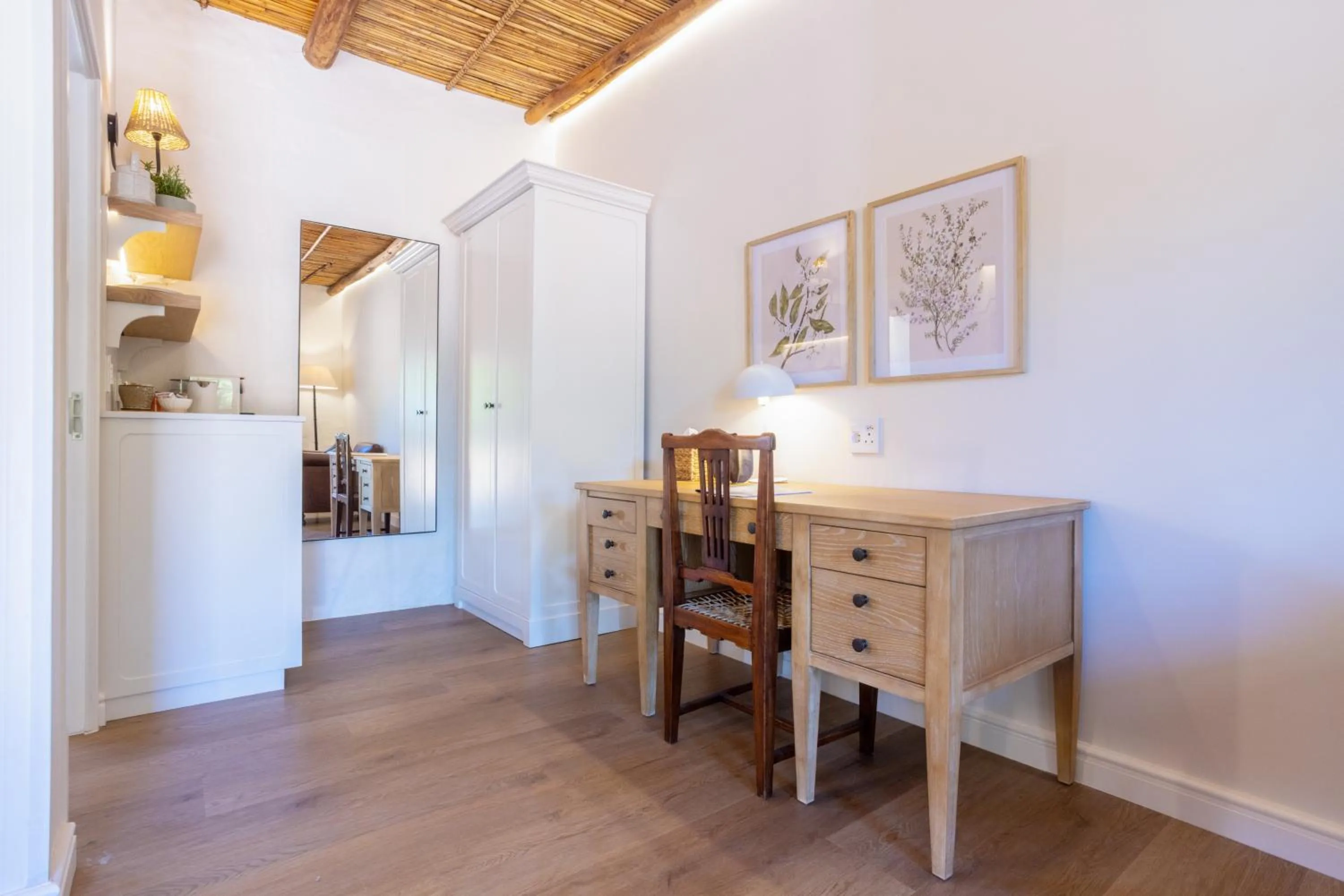 wardrobe in Weltevreden Estate