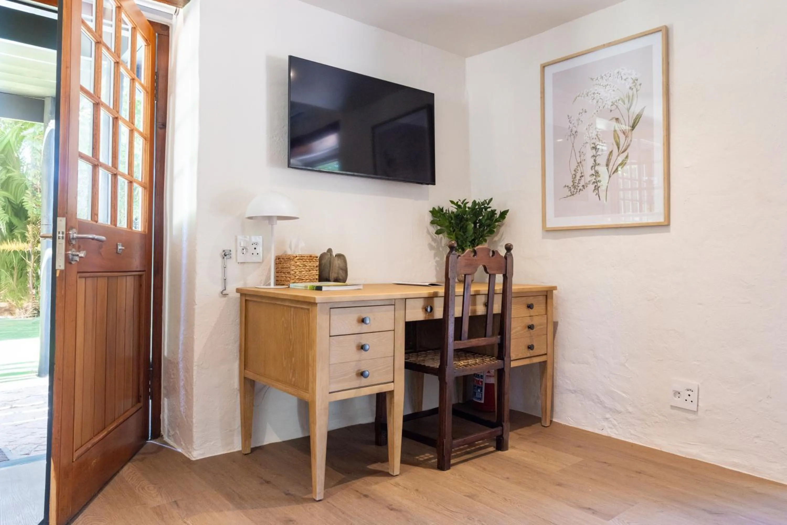 TV and multimedia in Weltevreden Estate