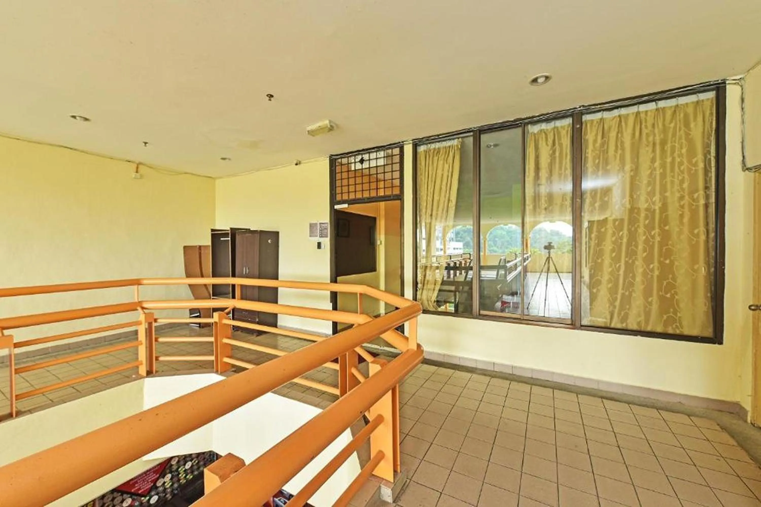 Property building in Feringghi Stay Iinn