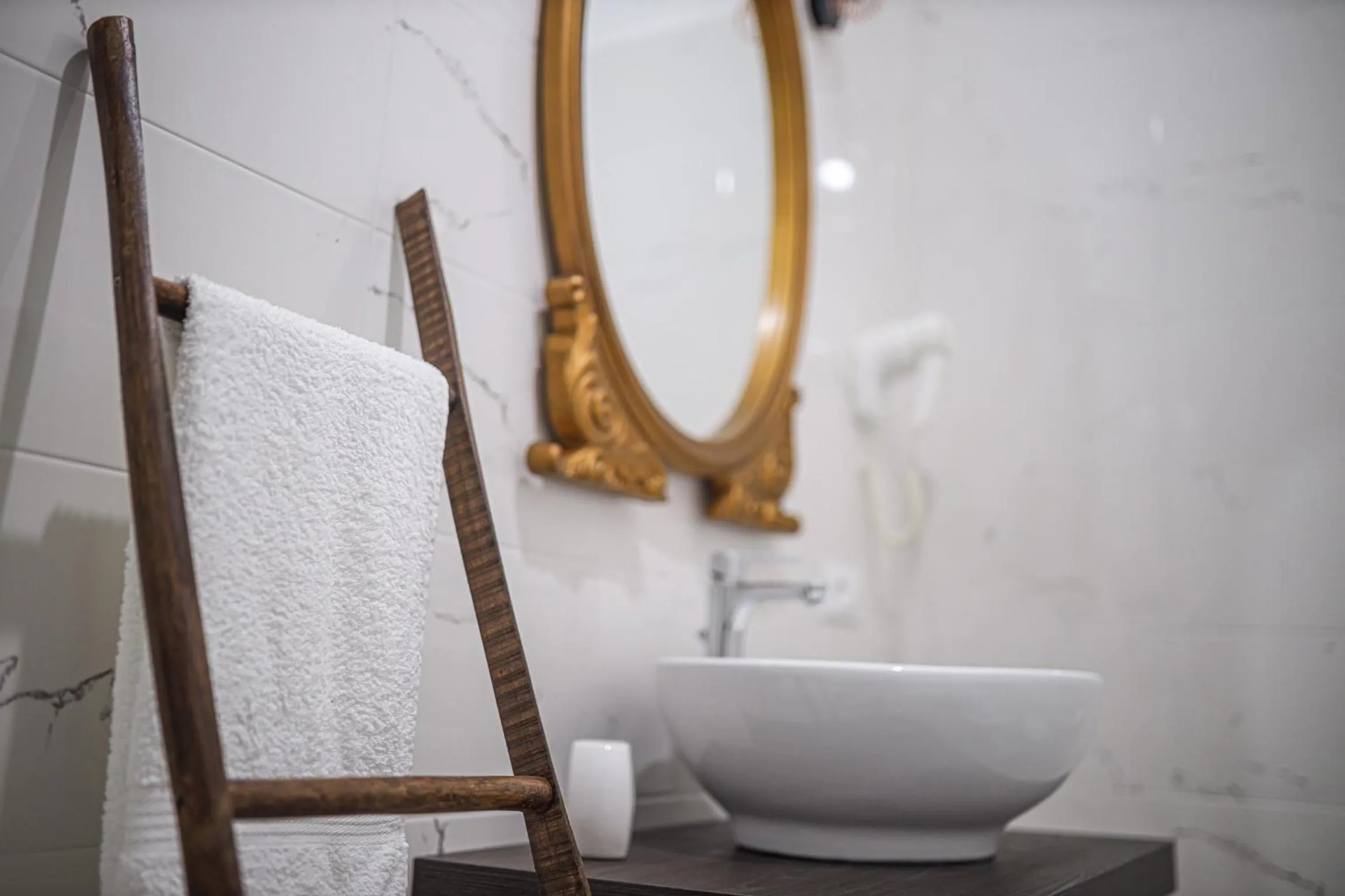 Bathroom in B&B La Fenice Suite