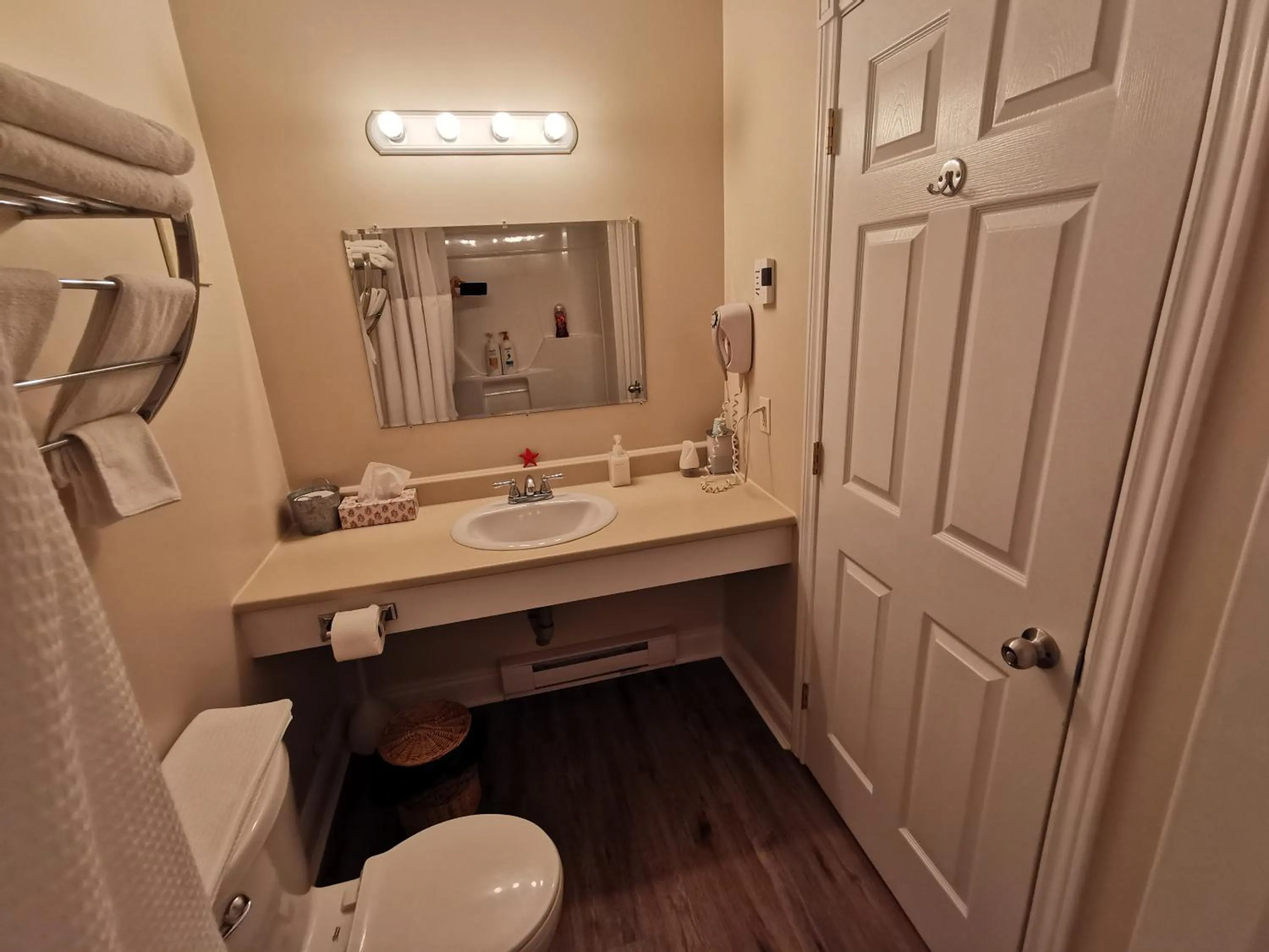 Bathroom in The Inn at Fisherman's cove
