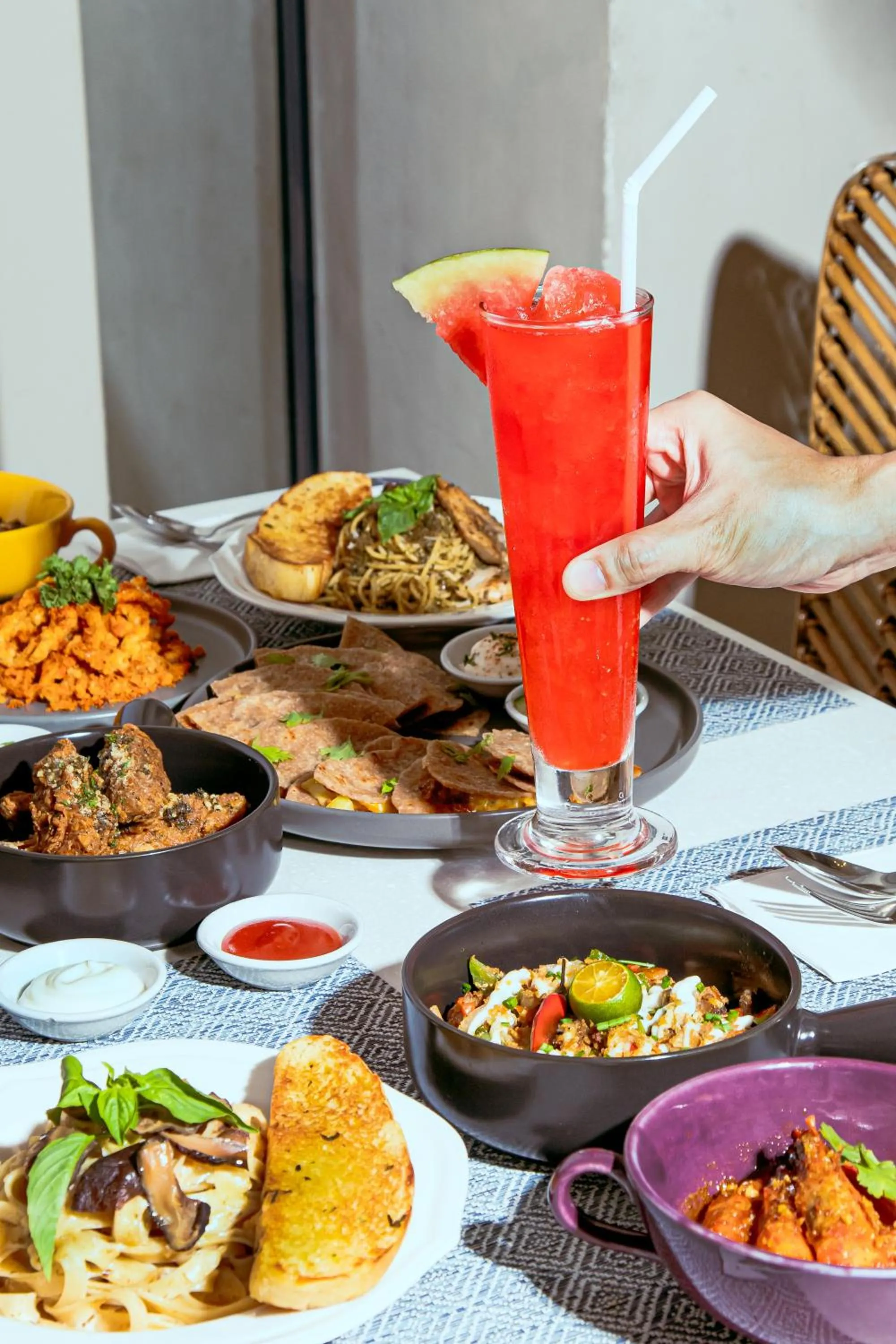 Restaurant/places to eat in Airo Hotel Manila