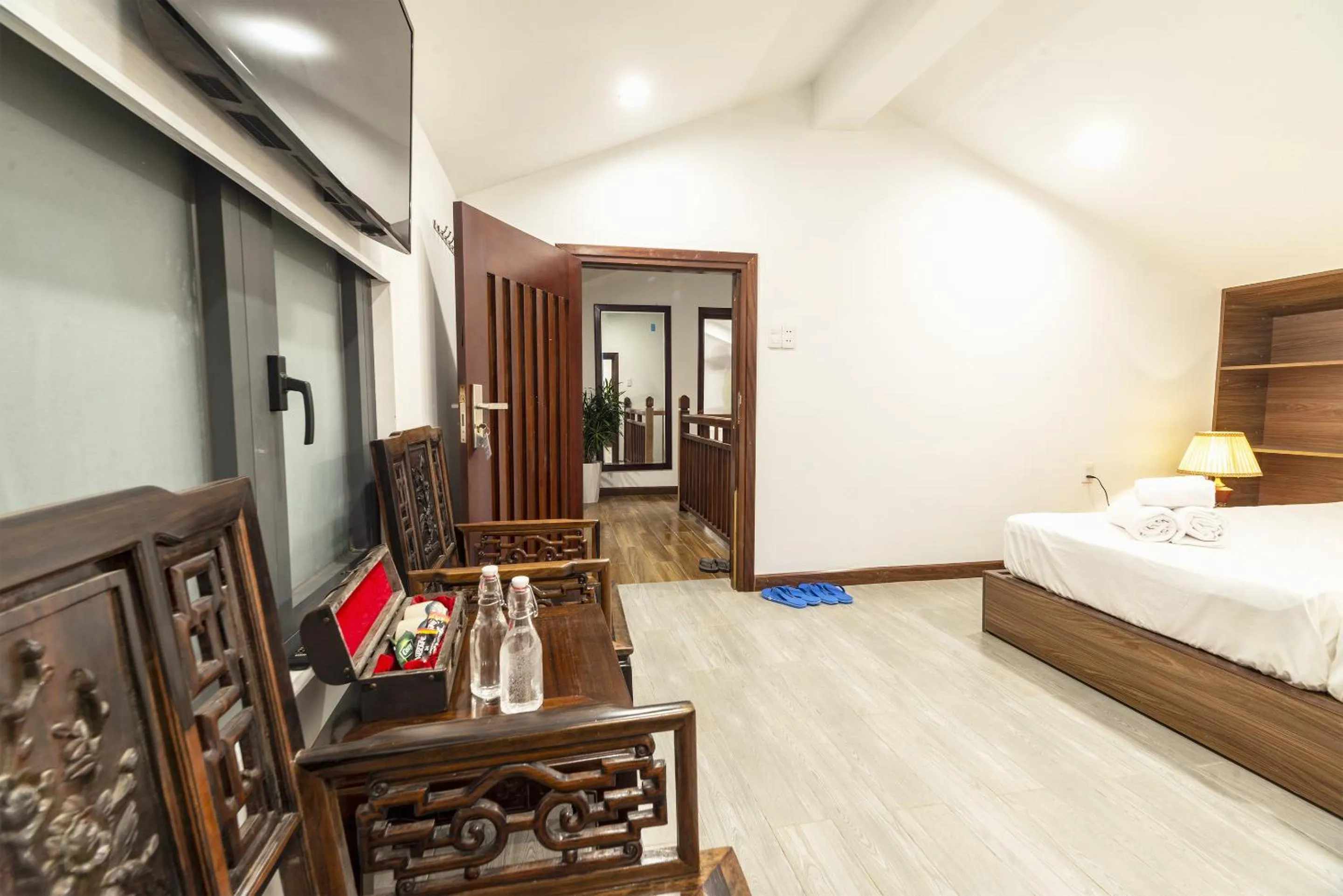 Photo of the whole room, Bed in SHALA BOUTIQUE HOIAN