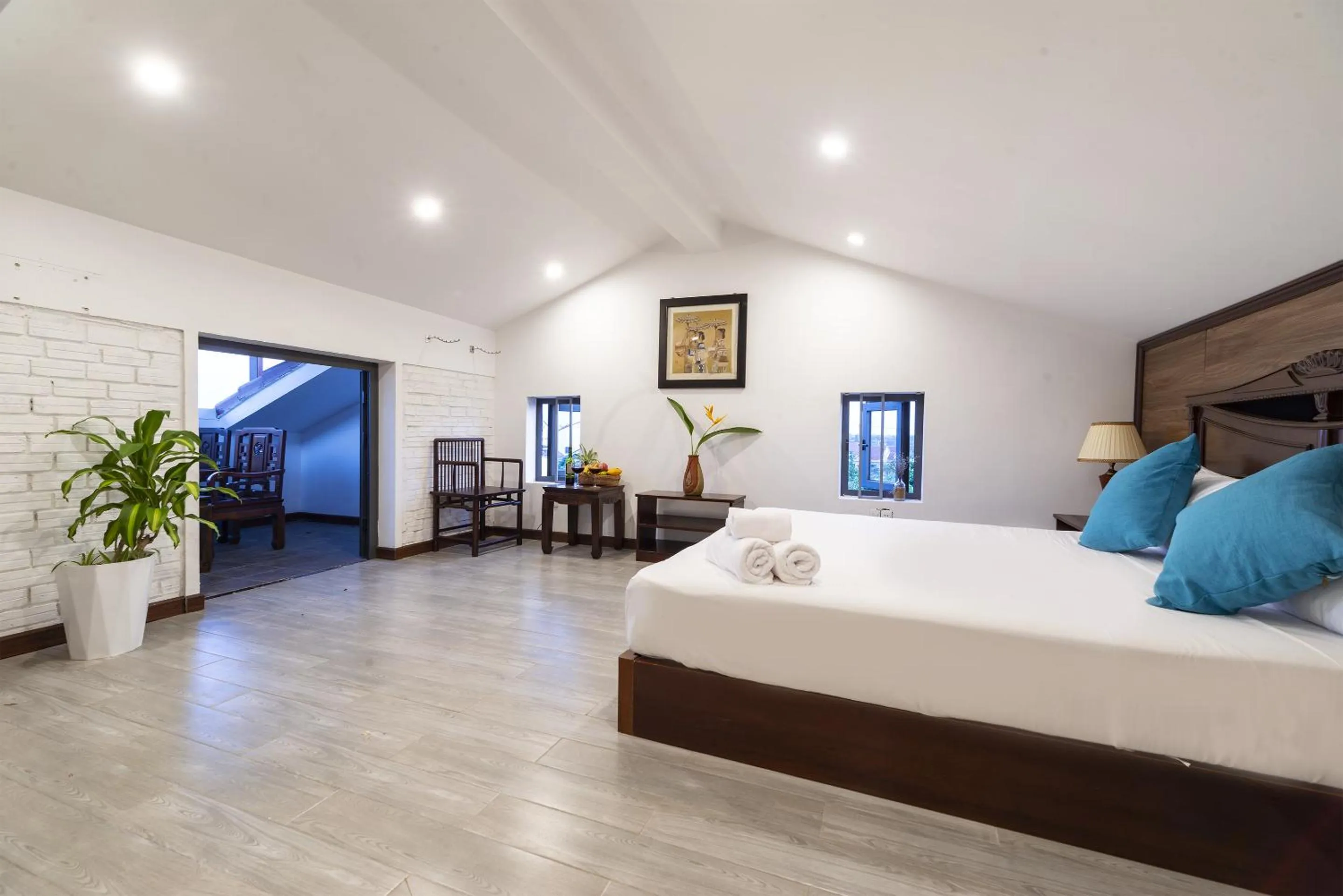 Photo of the whole room, Bed in SHALA BOUTIQUE HOIAN