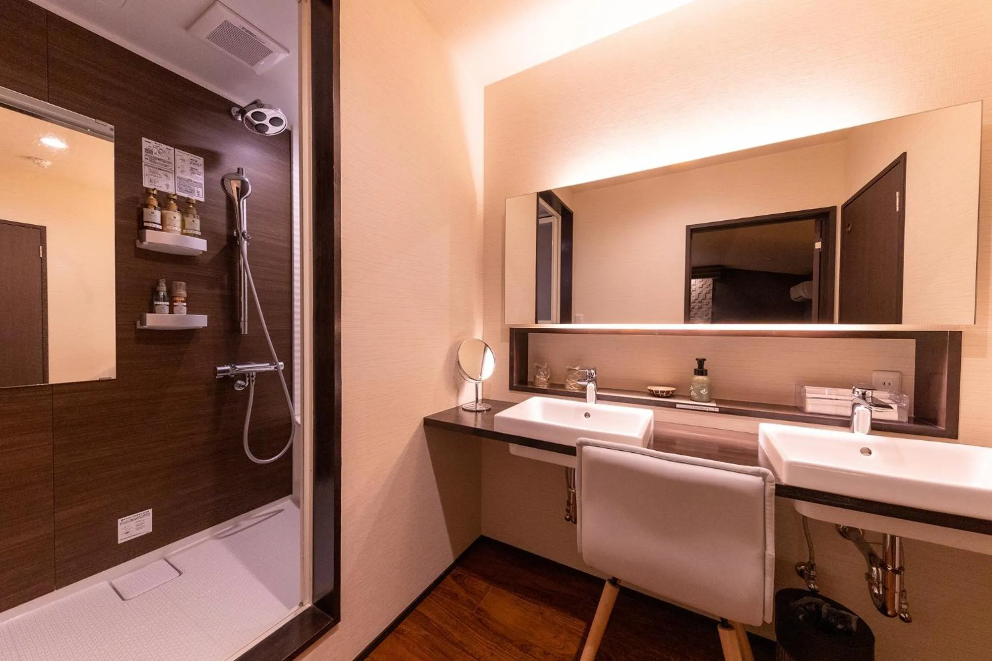 Shower in Tsukasa Ryokan