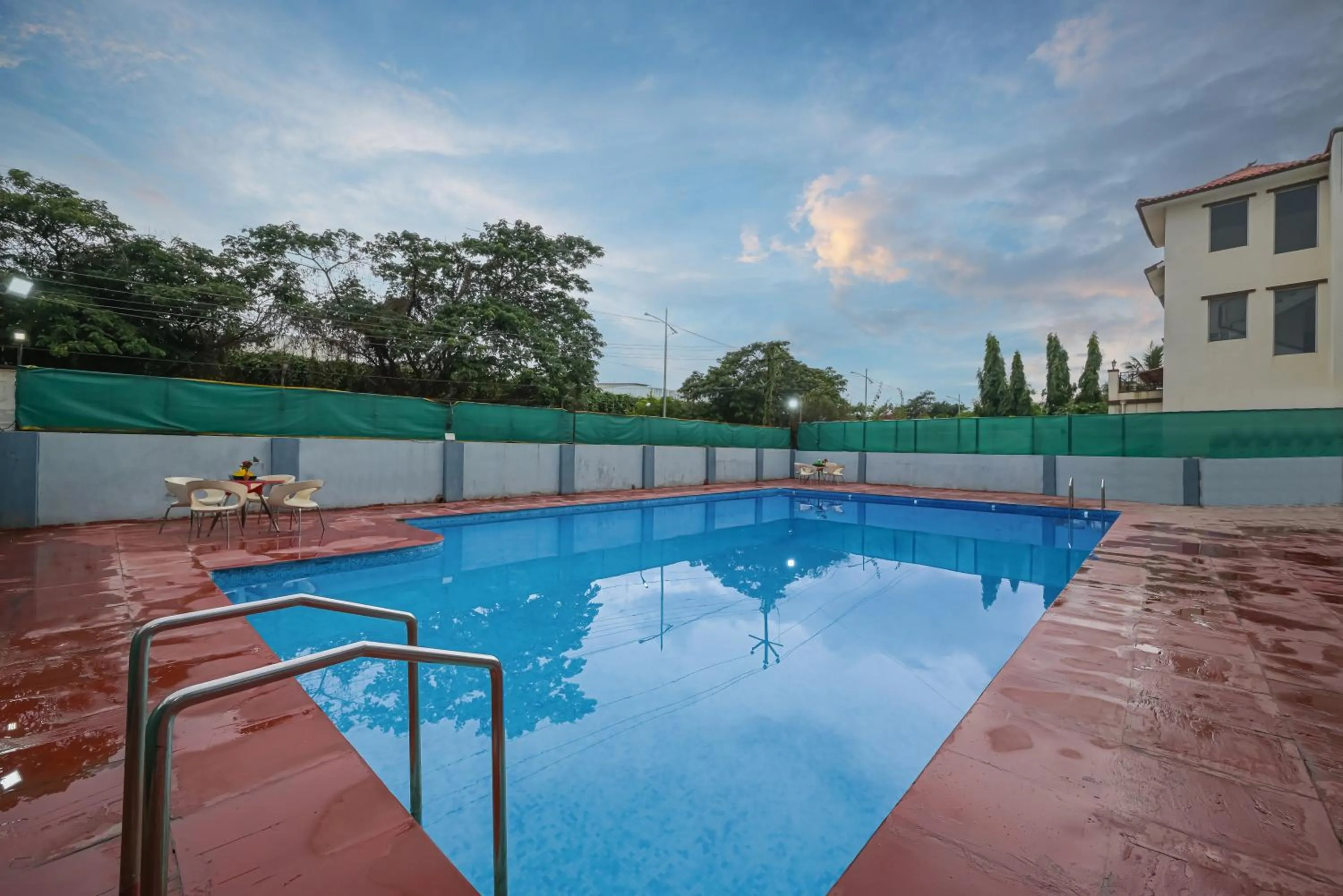 Pool view in Hotel Aristro Lonavala