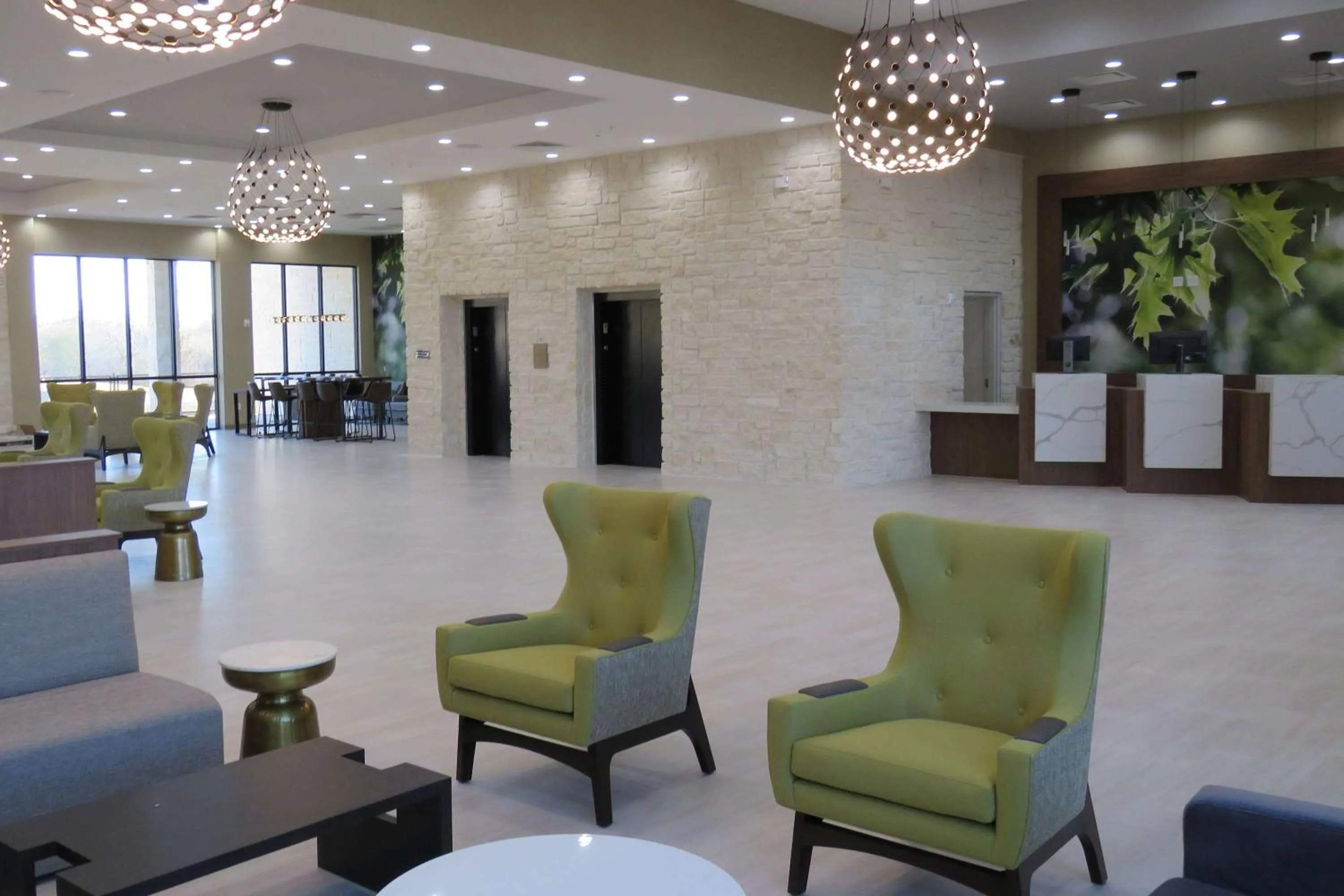 Lobby or reception in Wyndham Garden College Station