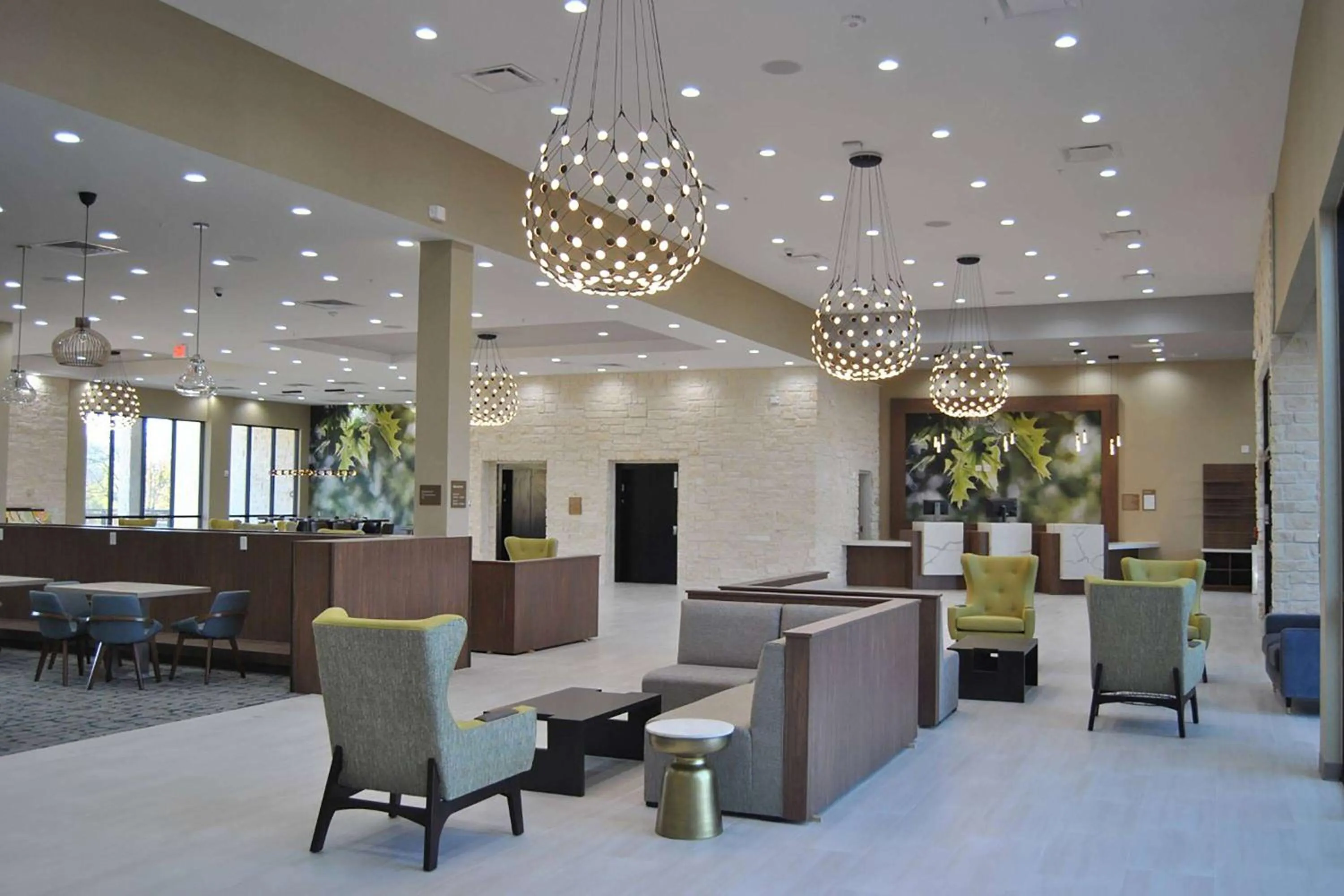 Lobby or reception in Wyndham Garden College Station