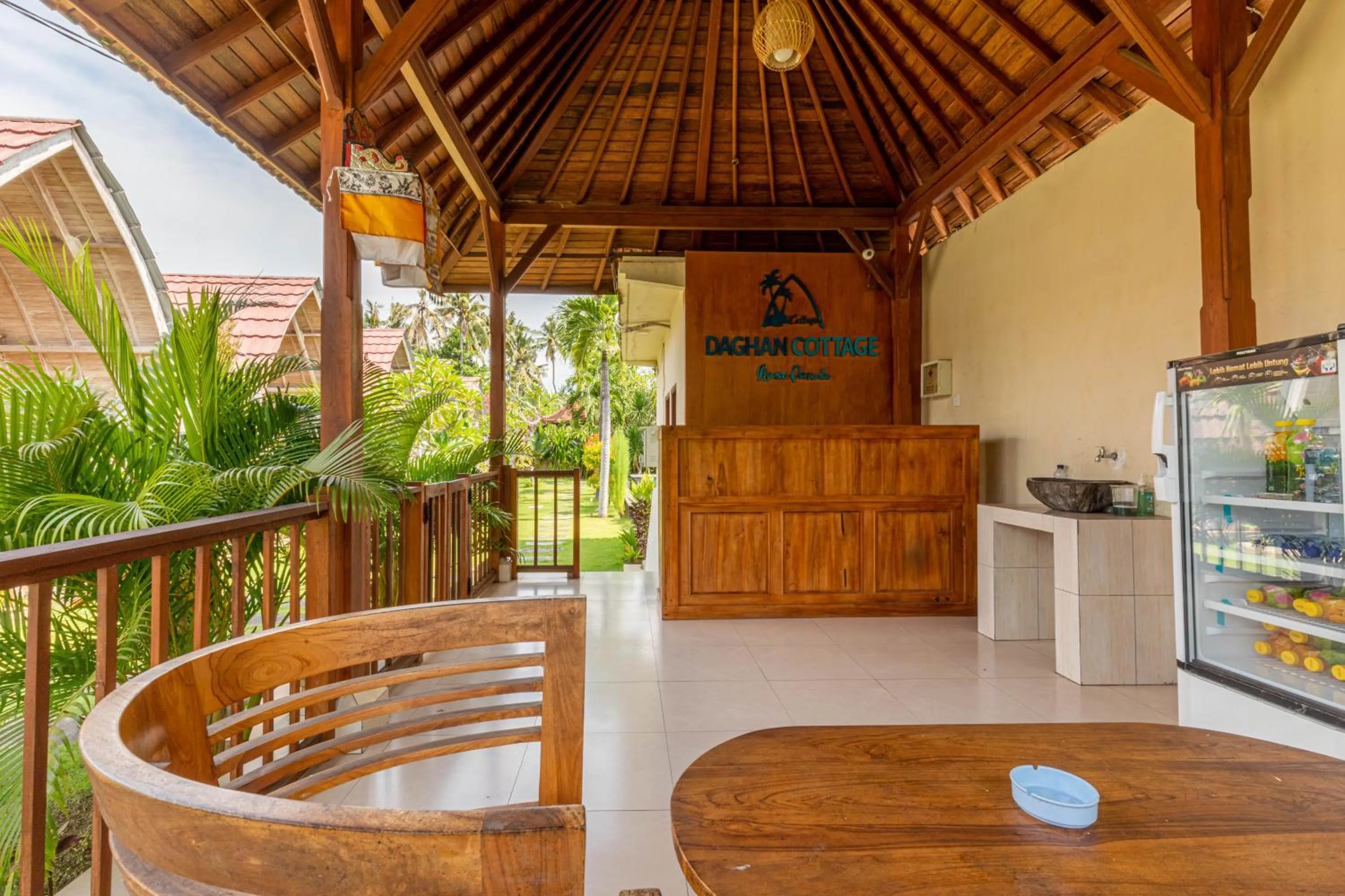 Lobby or reception in Daghan Cottage Nusa Penida