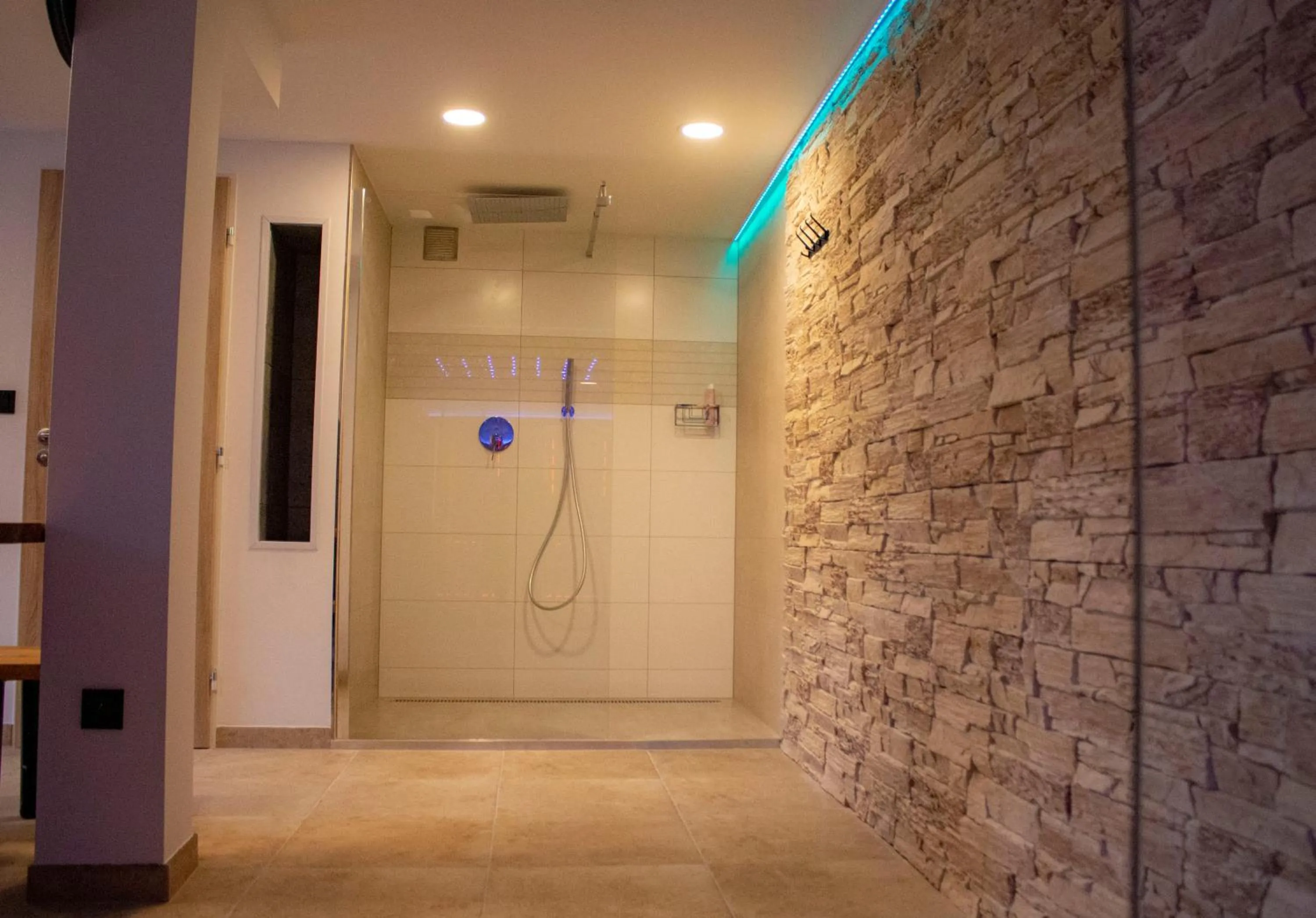 Shower in Apartmány v podhradí