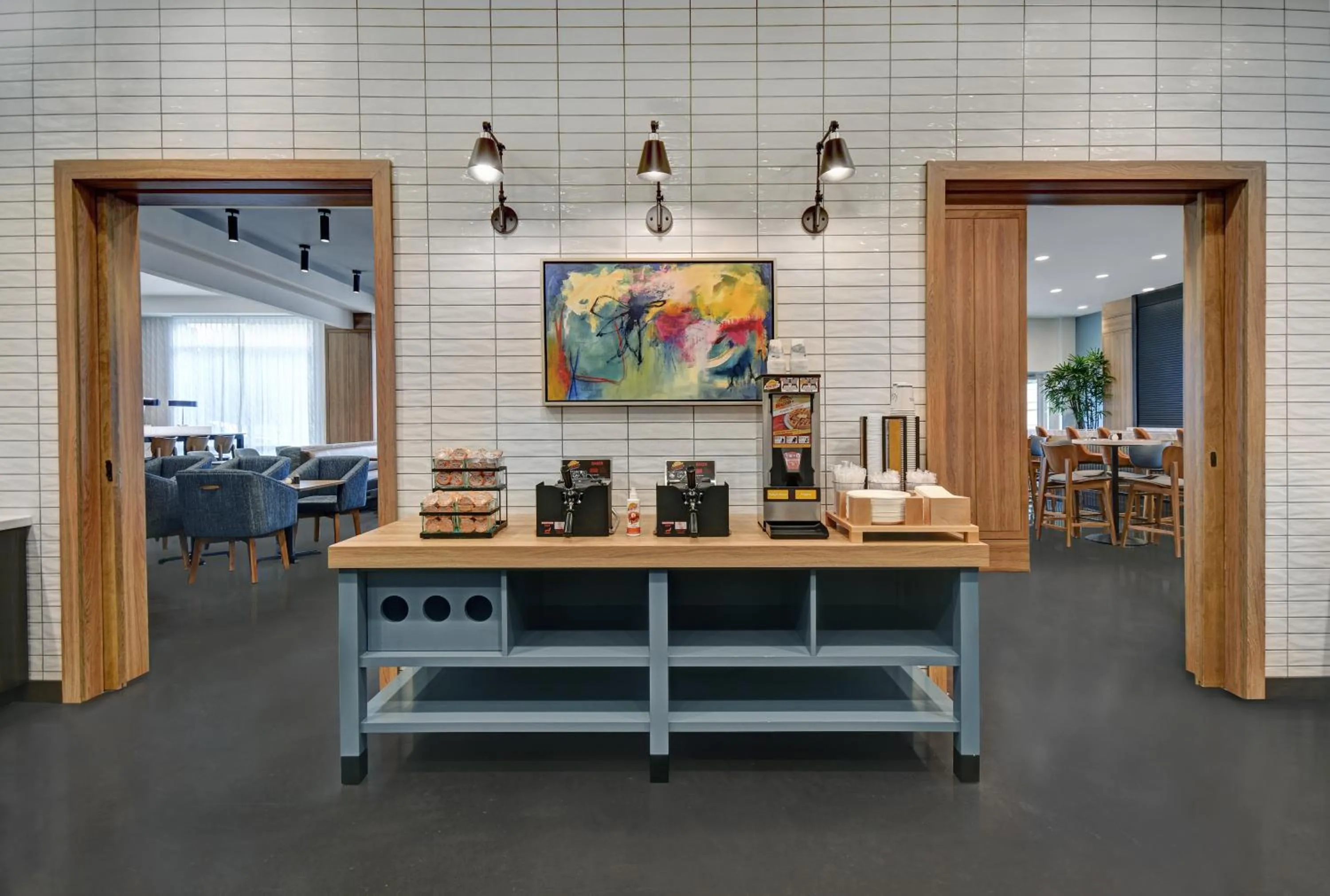 Breakfast in Holiday Inn Express - Houston - Galleria Area by IHG