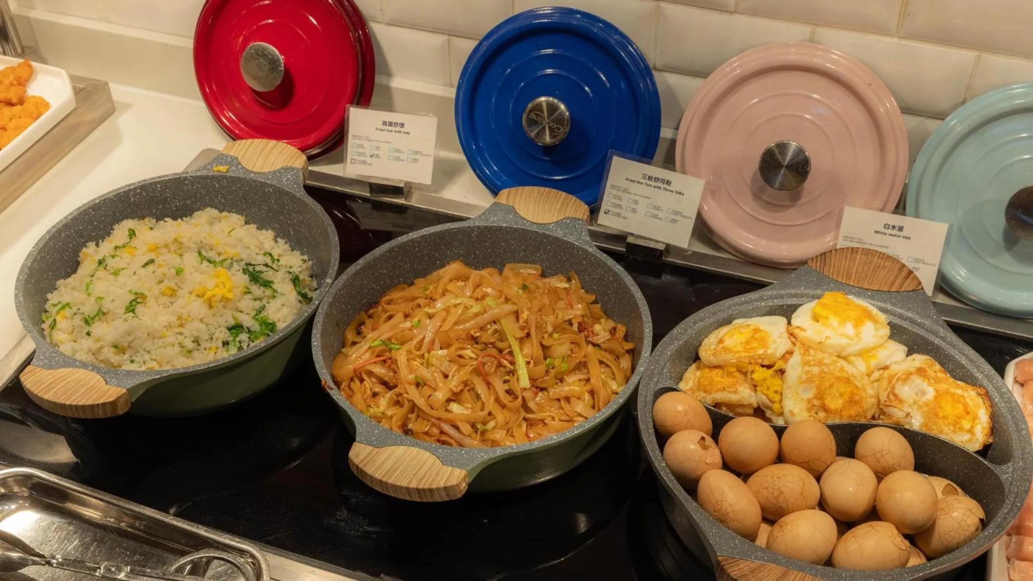 Breakfast in Holiday Inn Express Chengdu Wuhou New City by IHG