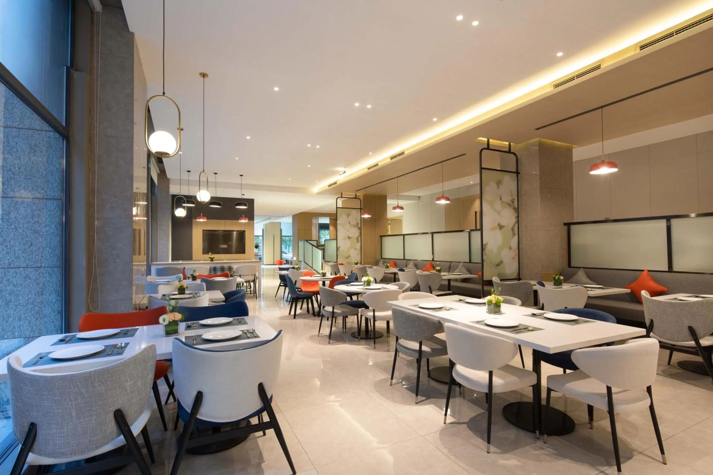 Breakfast in Holiday Inn Express Chengdu Wuhou New City by IHG