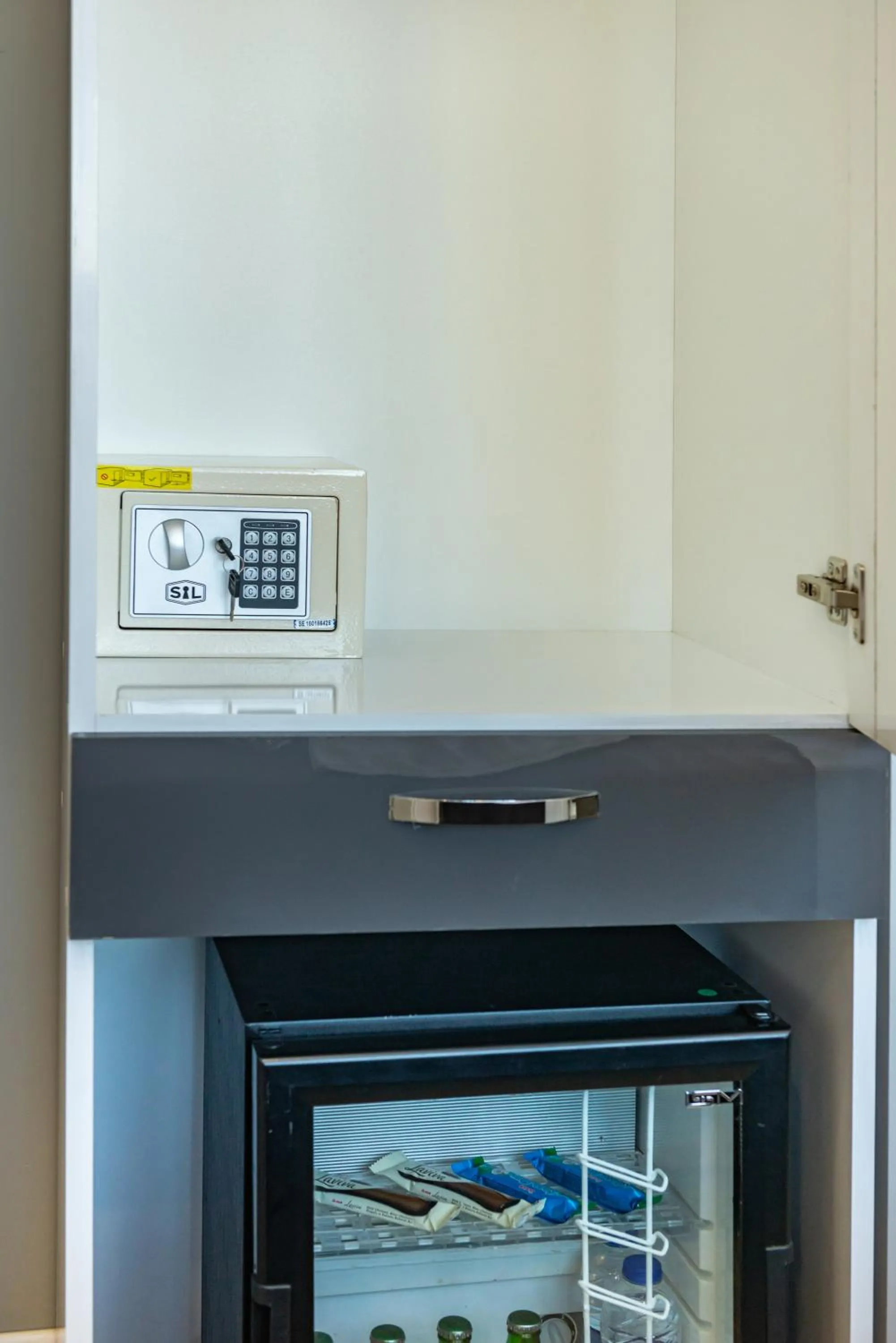 Food in Gloria Suites Old City