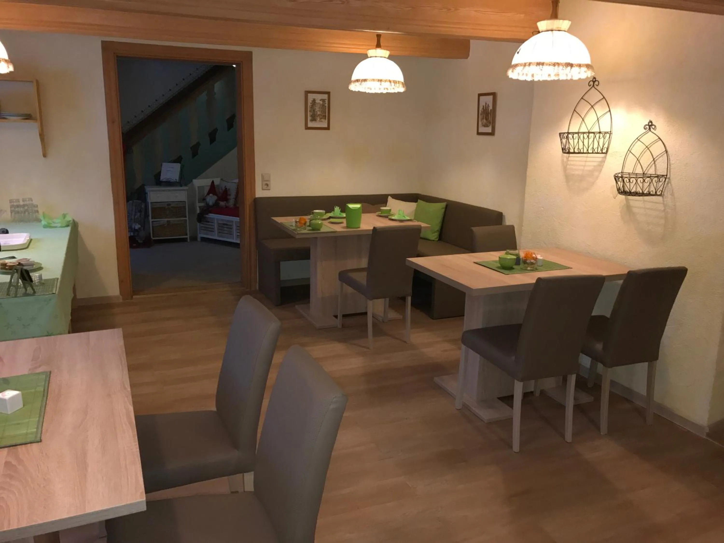 Restaurant/places to eat in Pension Immergrün