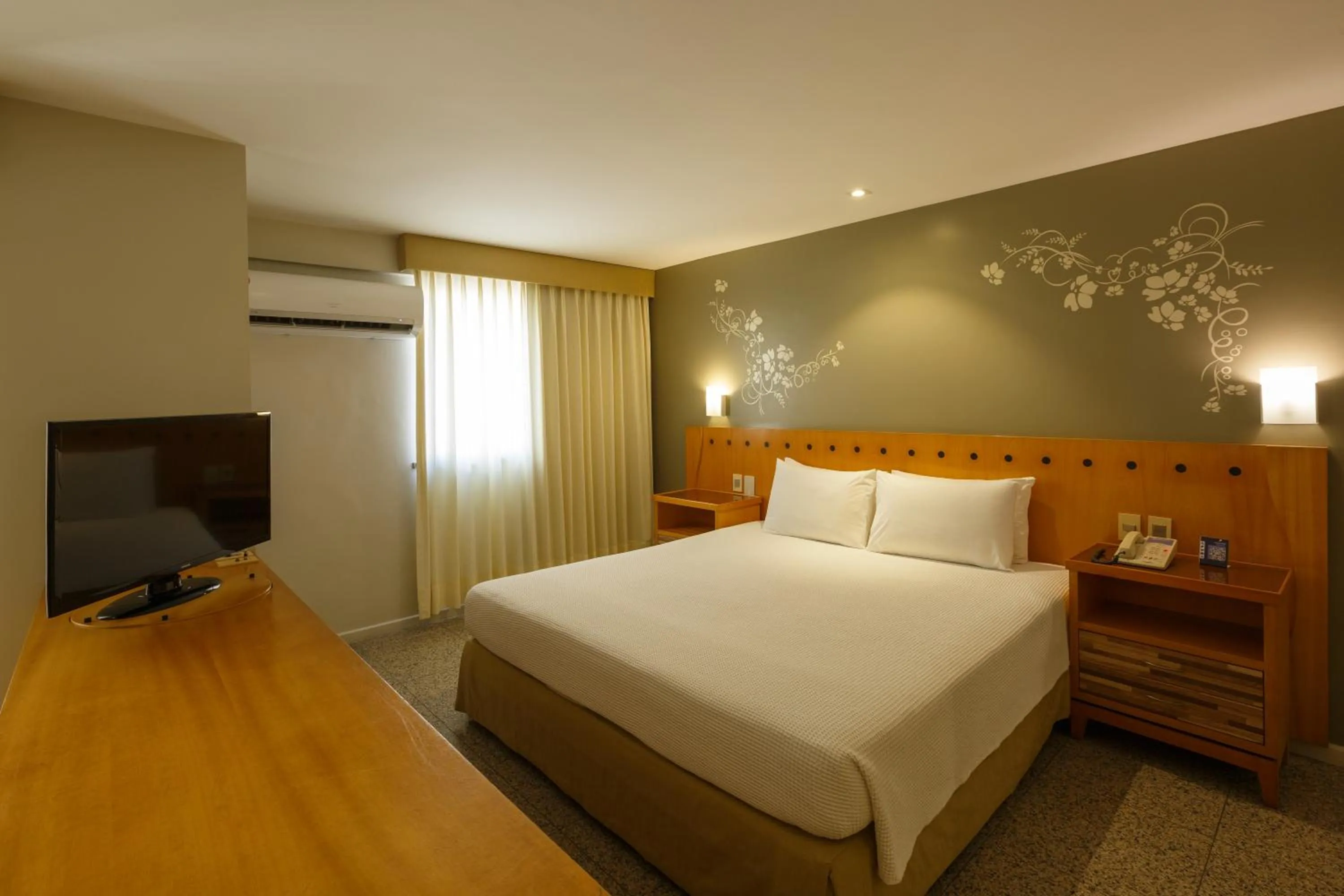 Bed in Blue Tree Towers Fortaleza Beira Mar